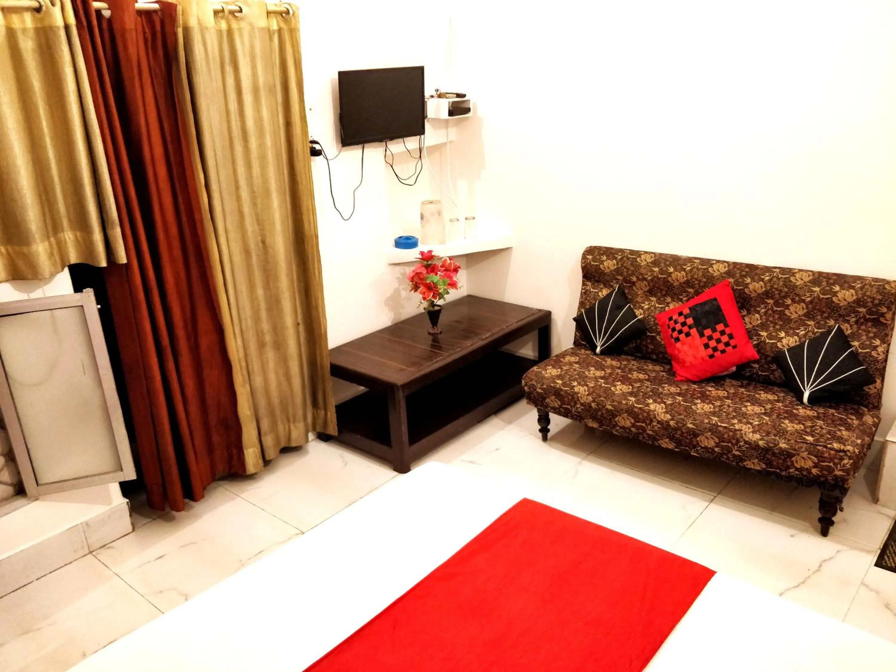 TV and multimedia in City Hotel