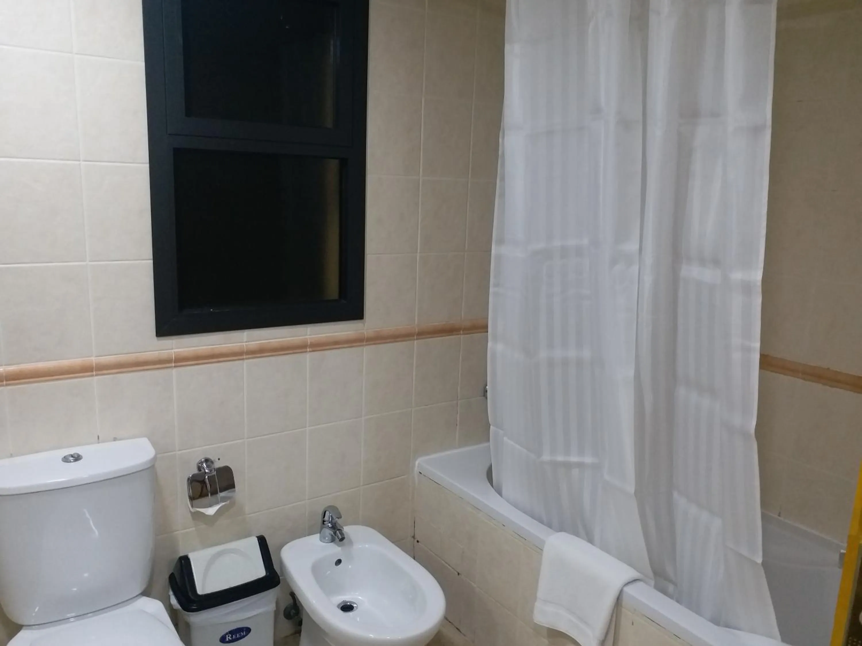 Bathroom in Taj Plaza Hotel