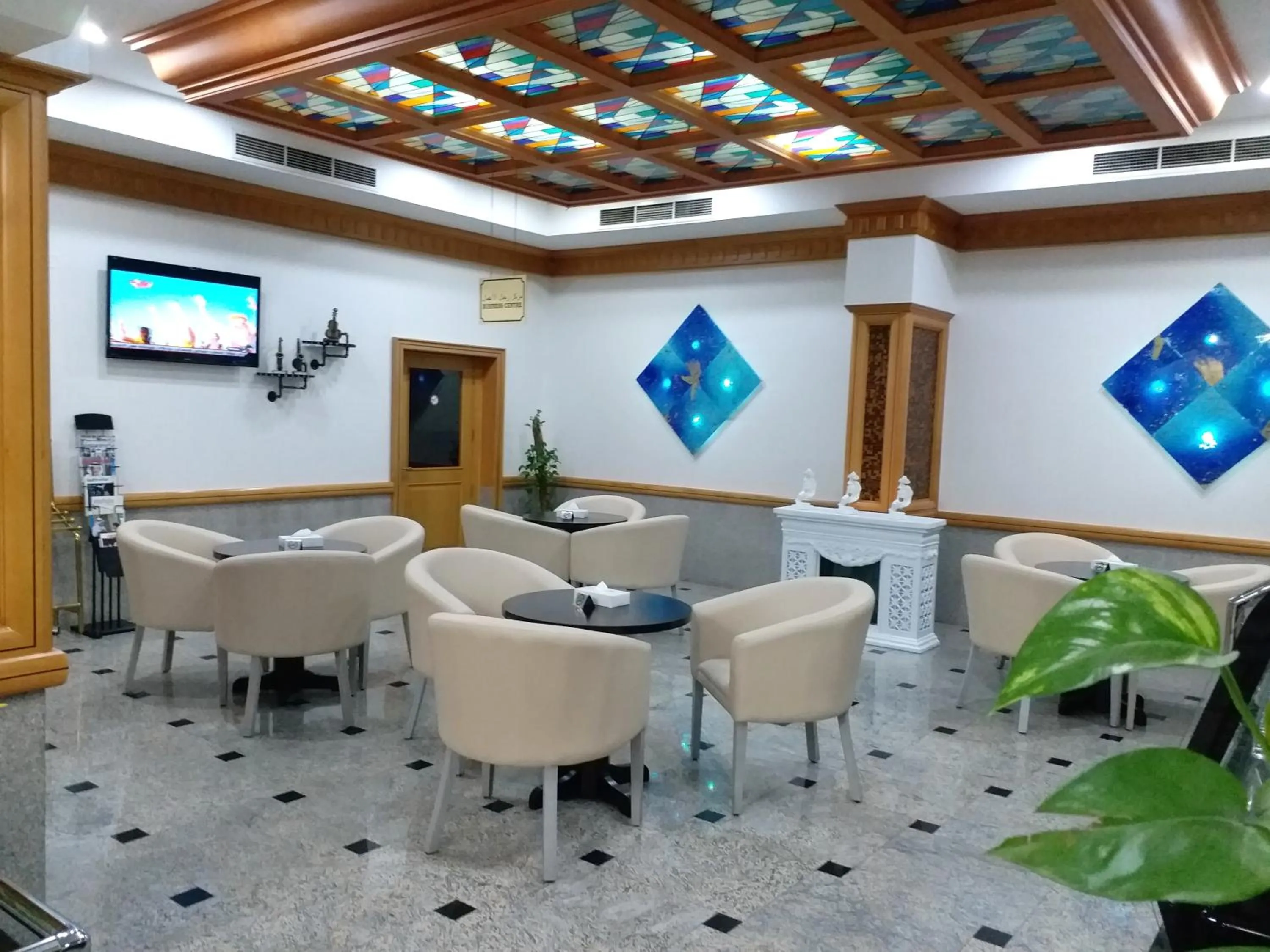 Lounge or bar in Taj Plaza Hotel