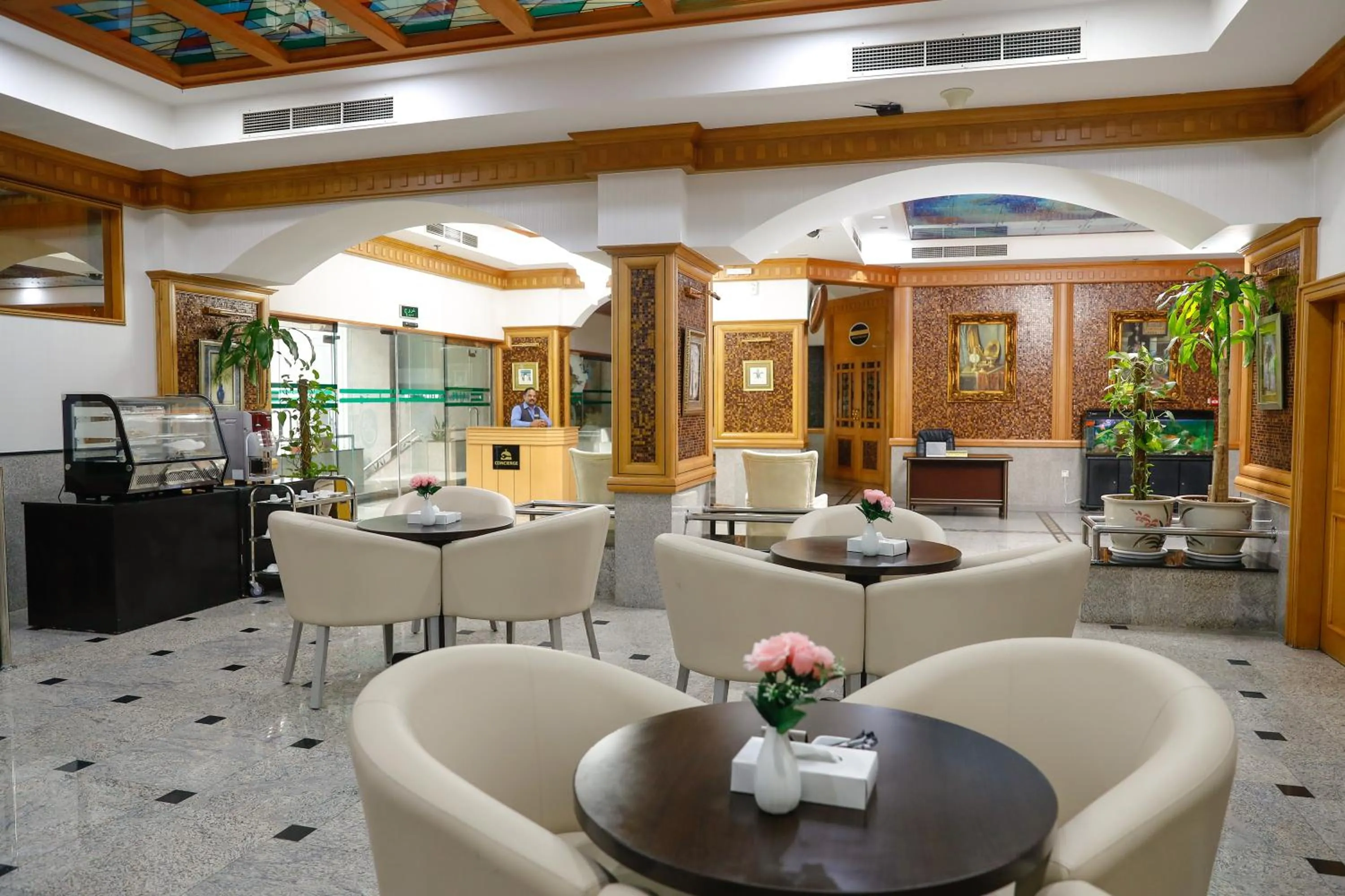 Lounge or bar in Taj Plaza Hotel