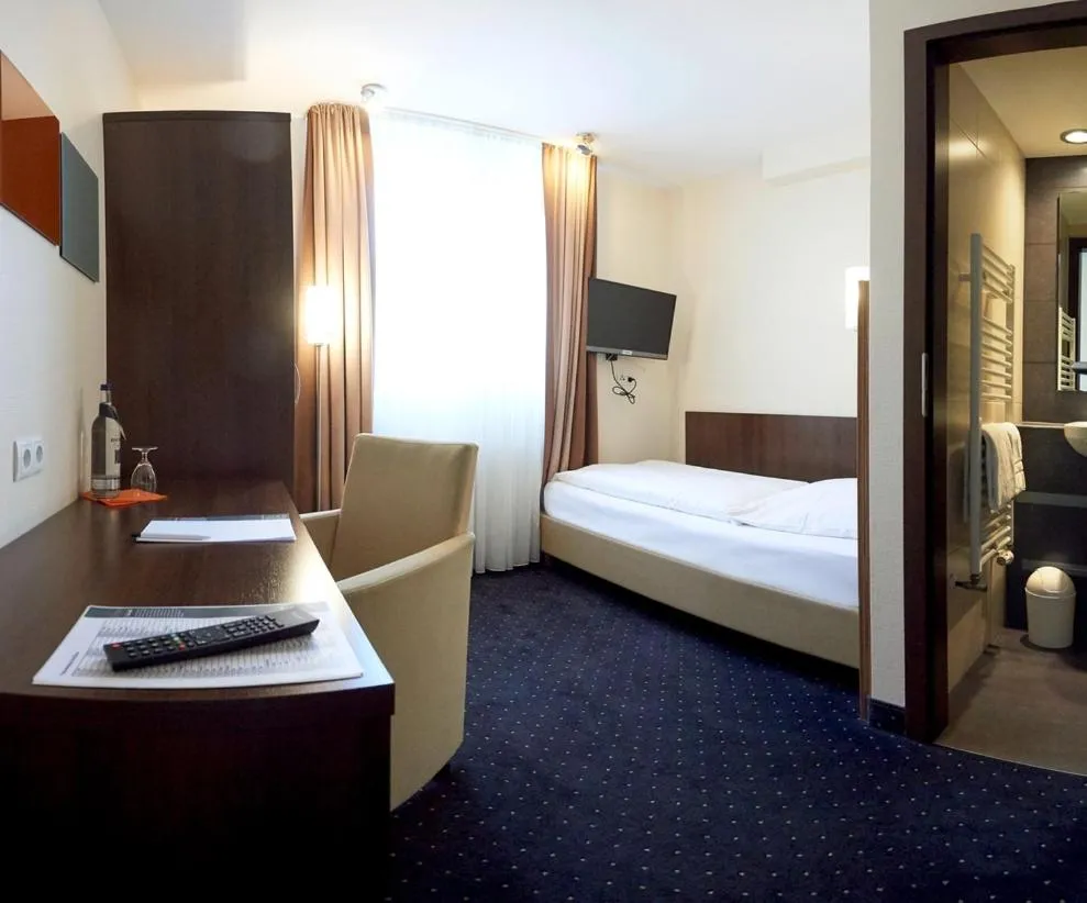 Bed in Hotel Silicium