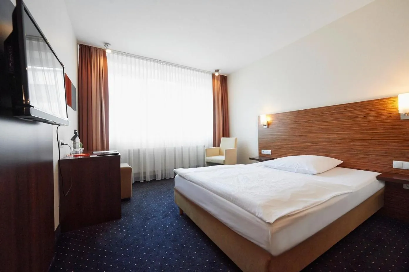 Photo of the whole room, Bed in Hotel Silicium