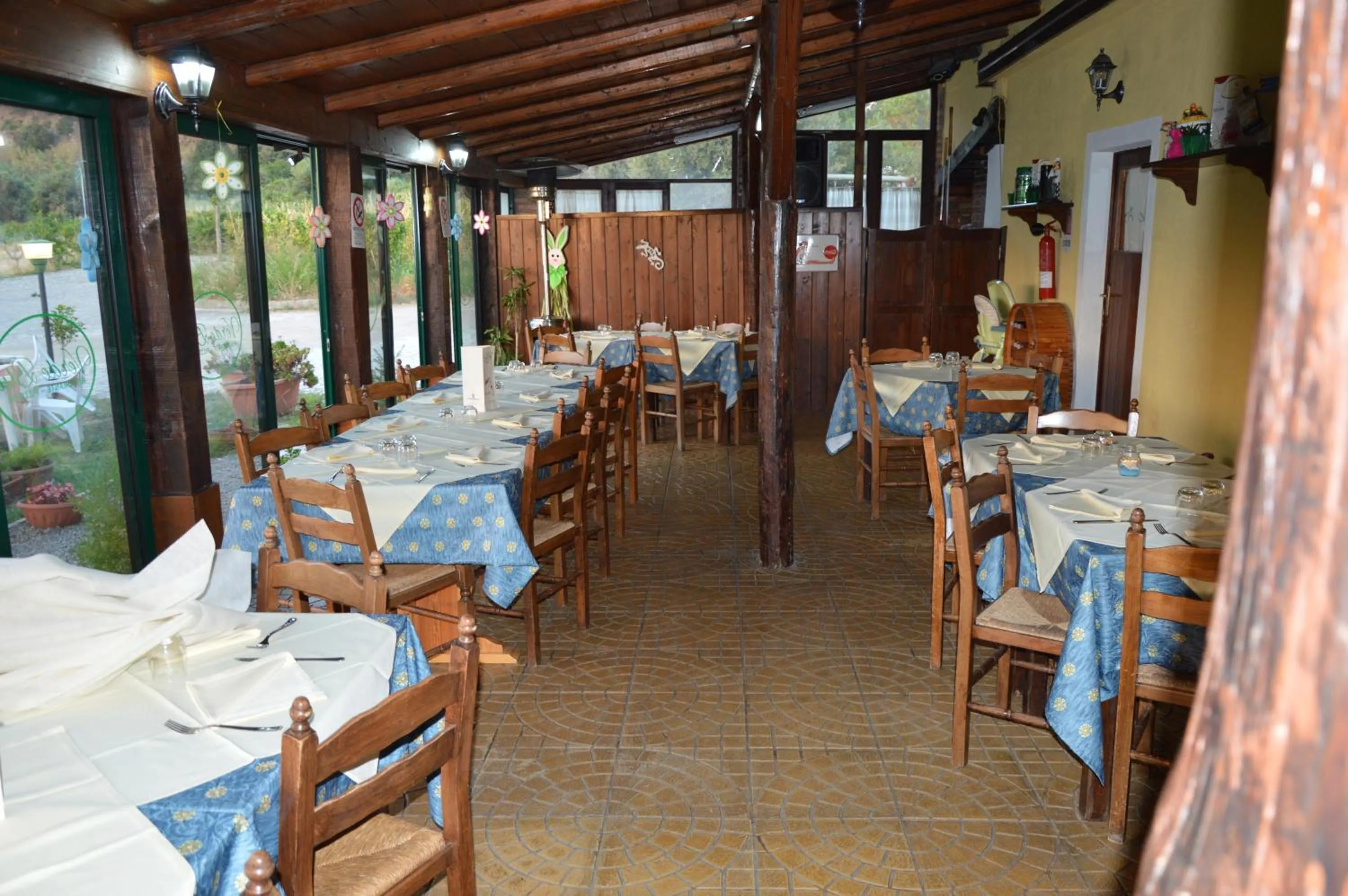 Restaurant/places to eat in Residence Verde Blu