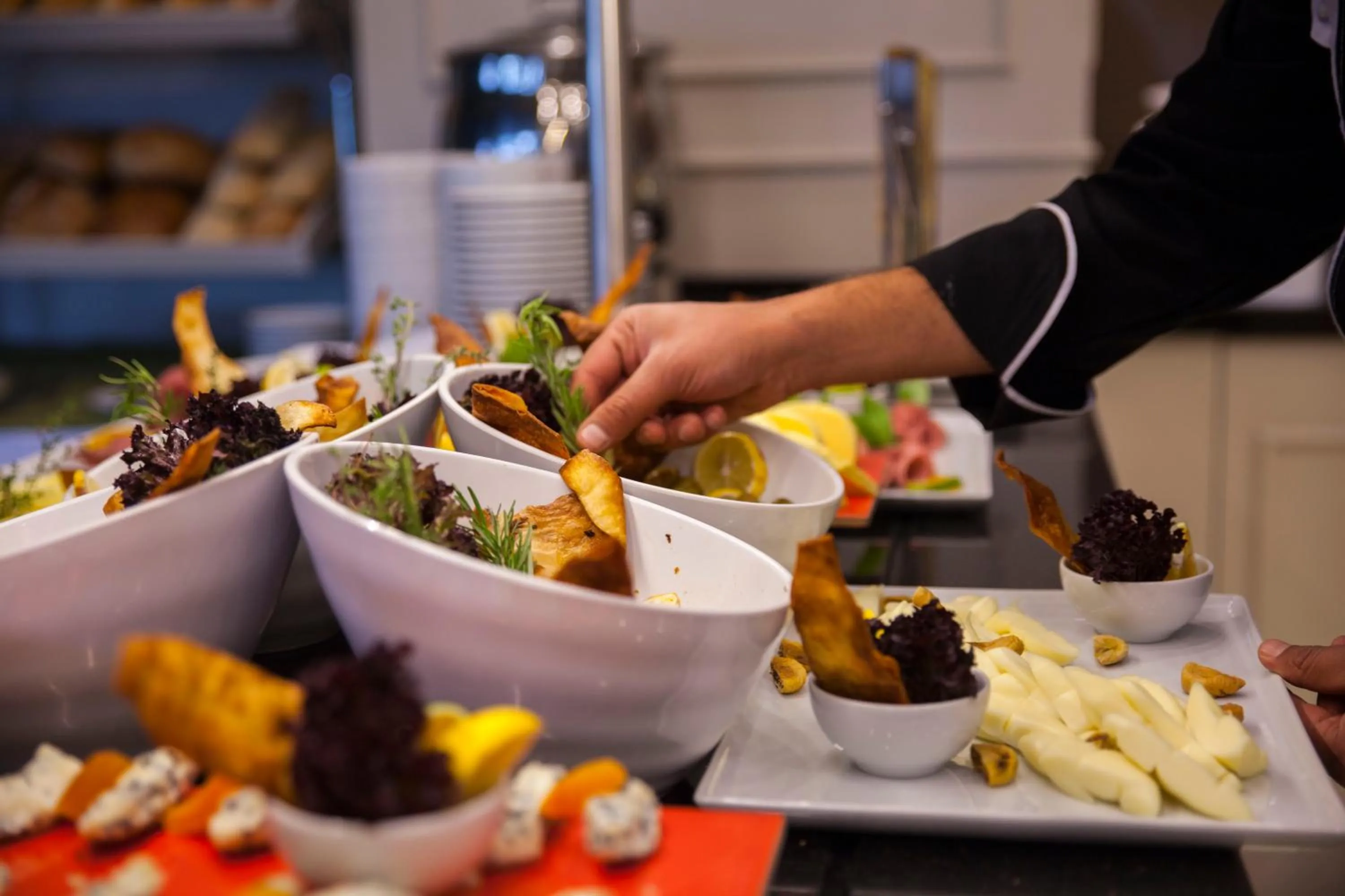 Food in Hm Commerce Hotel