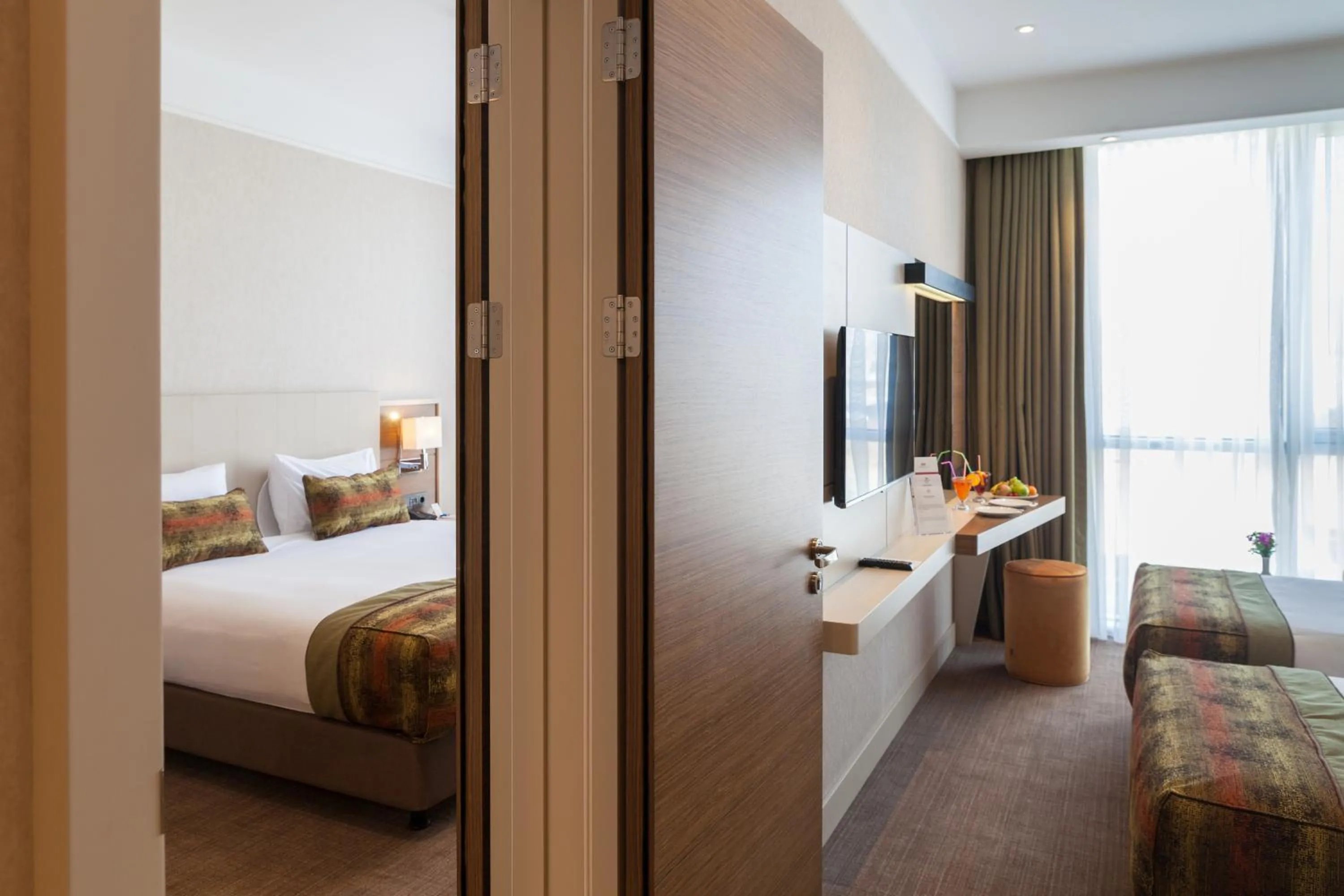 Photo of the whole room, Bed in Hm Commerce Hotel