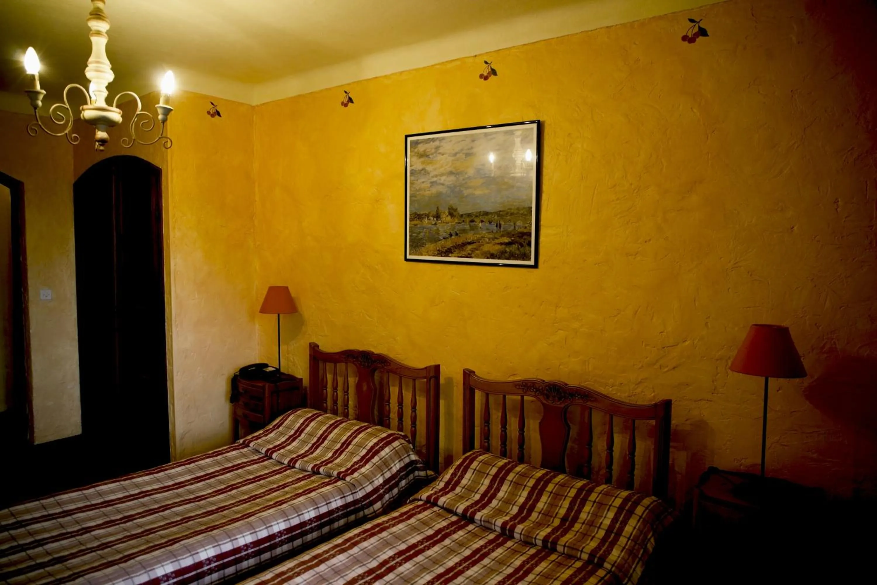 Bed in Auberge De La Madone
