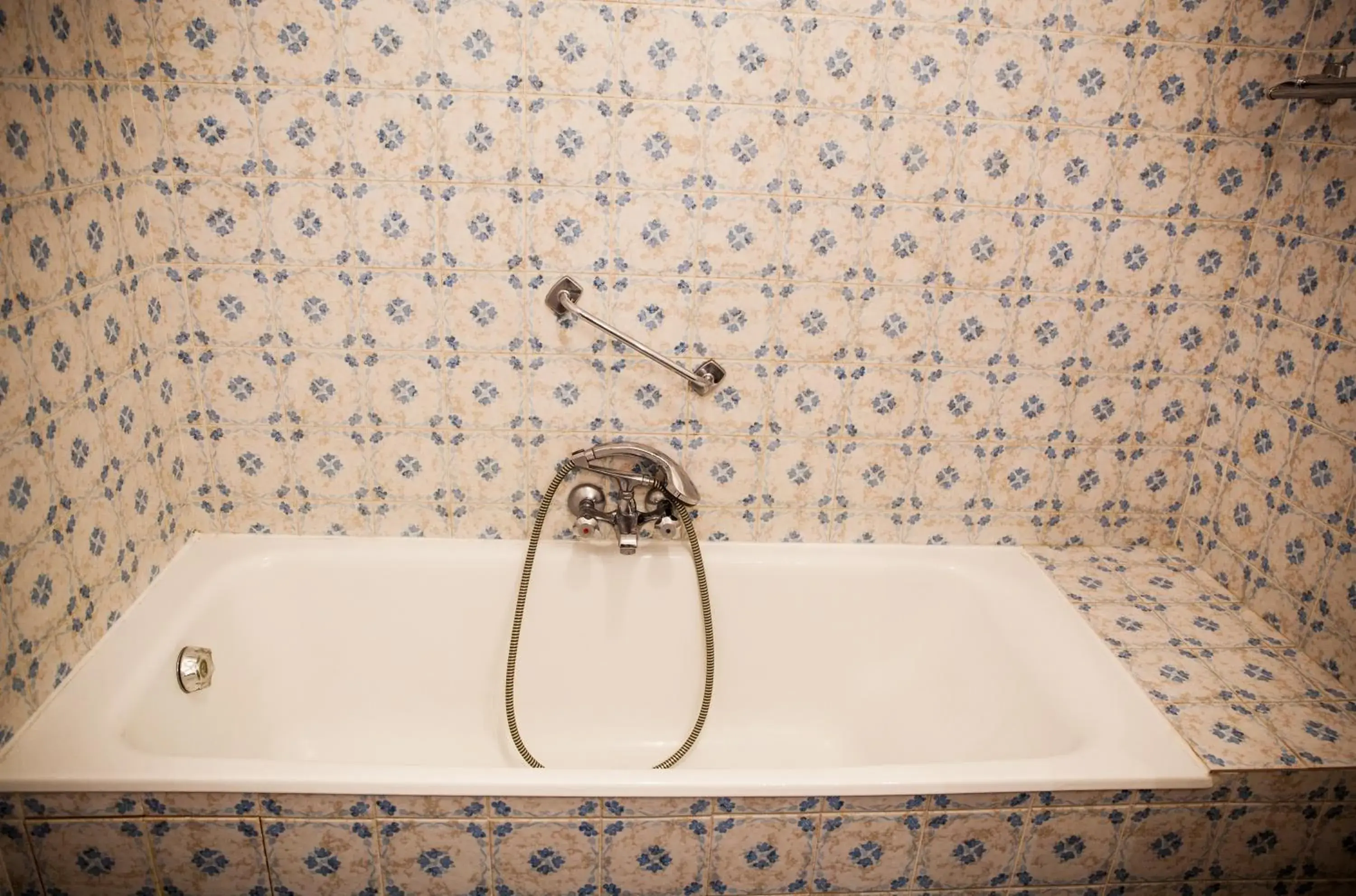 Standard Double Room with Bath in Auberge De La Madone Standard Double Room with Bath in Auberge De La Madone