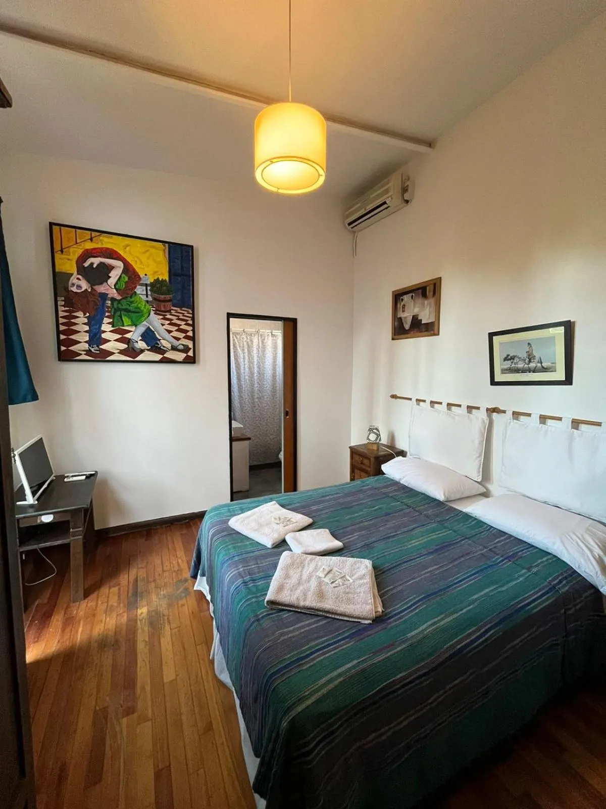 Photo of the whole room, Bed in Boutique Hotel Casa Rugantino