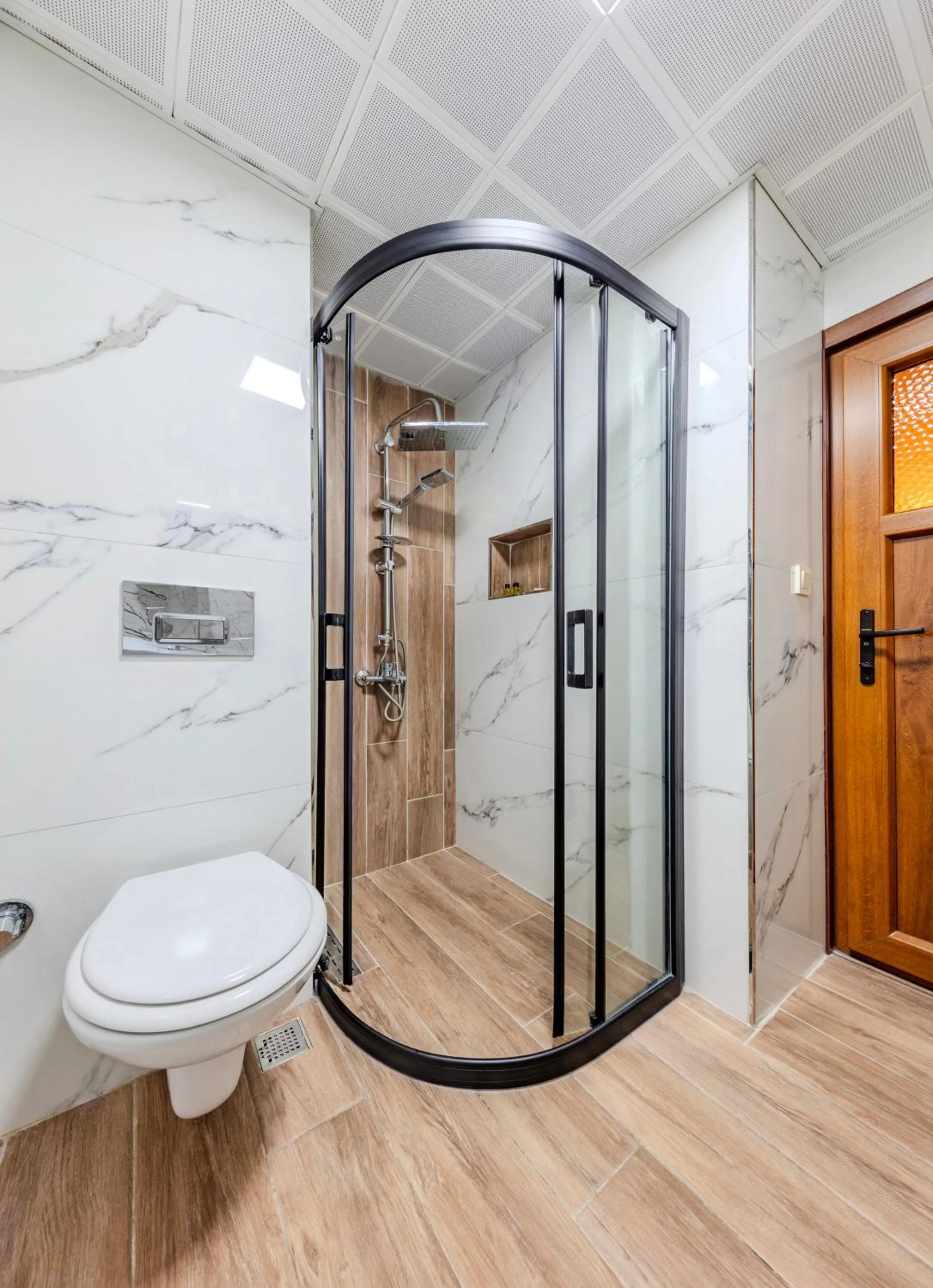 Bathroom in Hotel Silviya