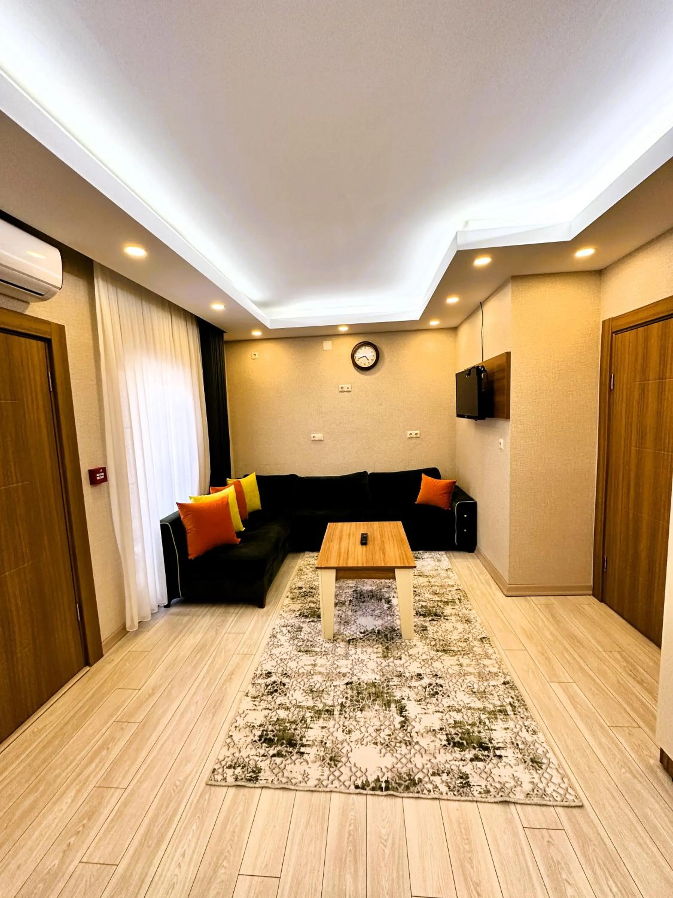 Living room, Bed in Green Cinar Apart