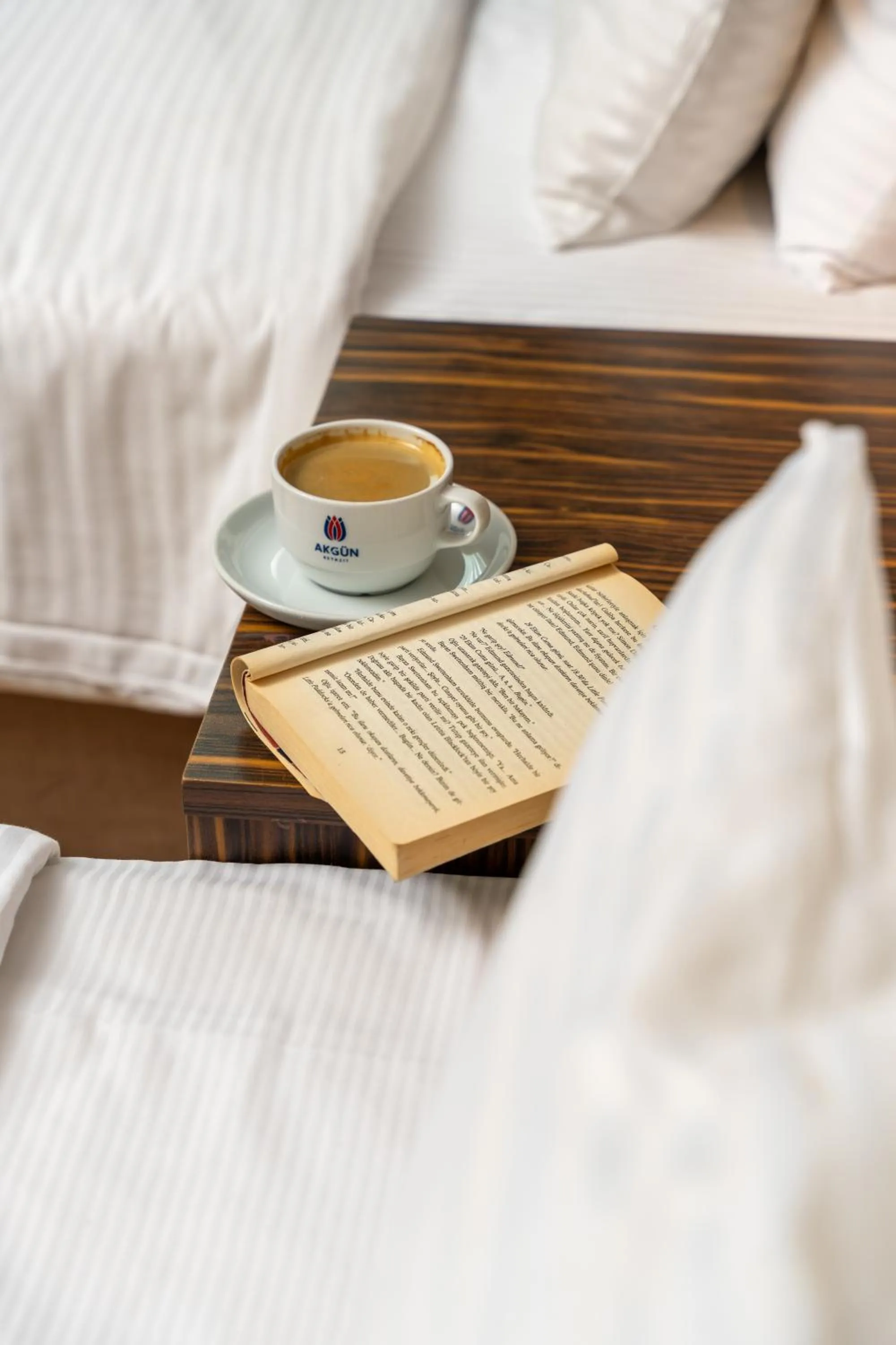 room service, Bed in Akgun Hotel Beyazit