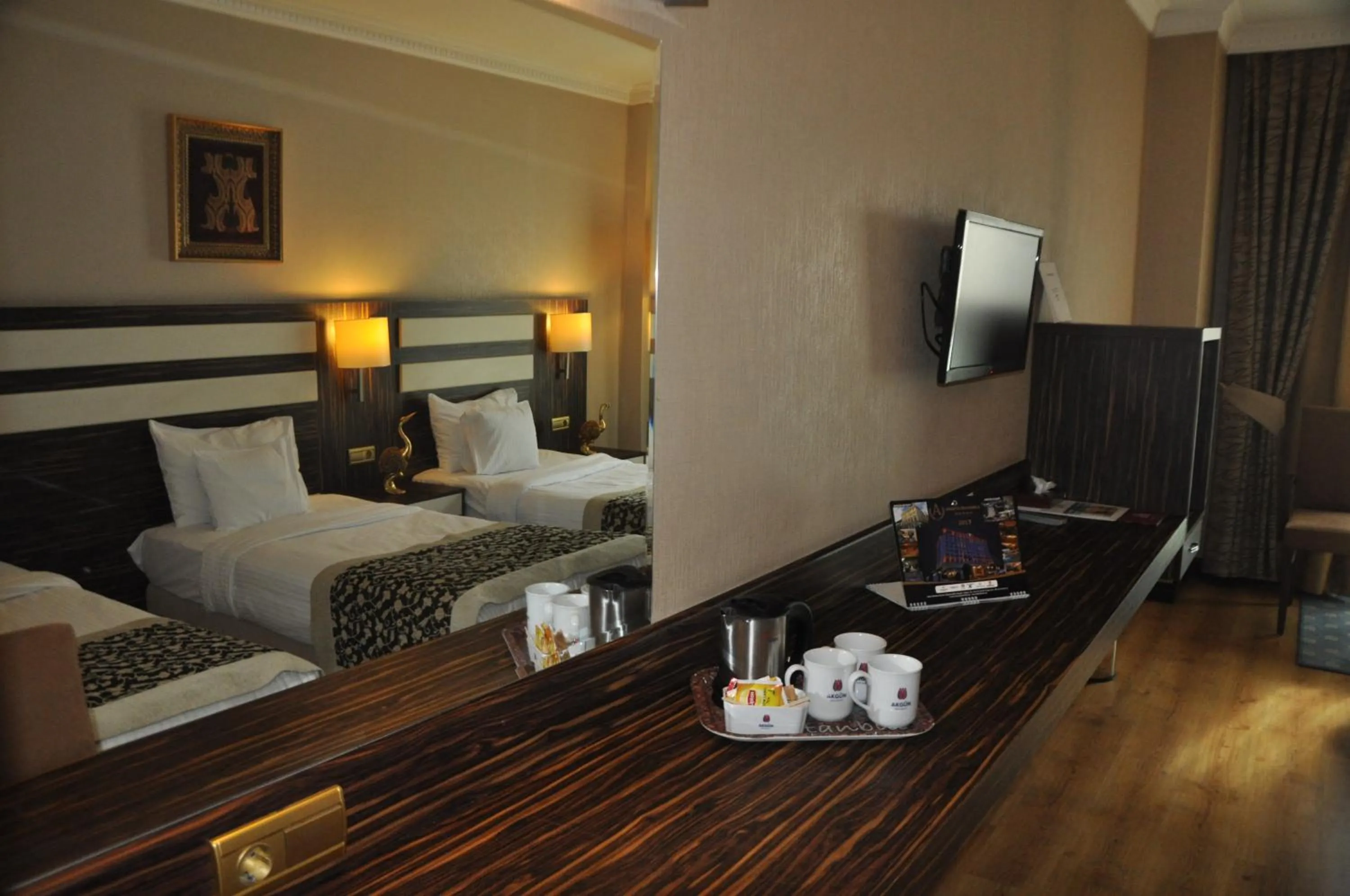 Decorative detail, Bed in Akgun Hotel Beyazit