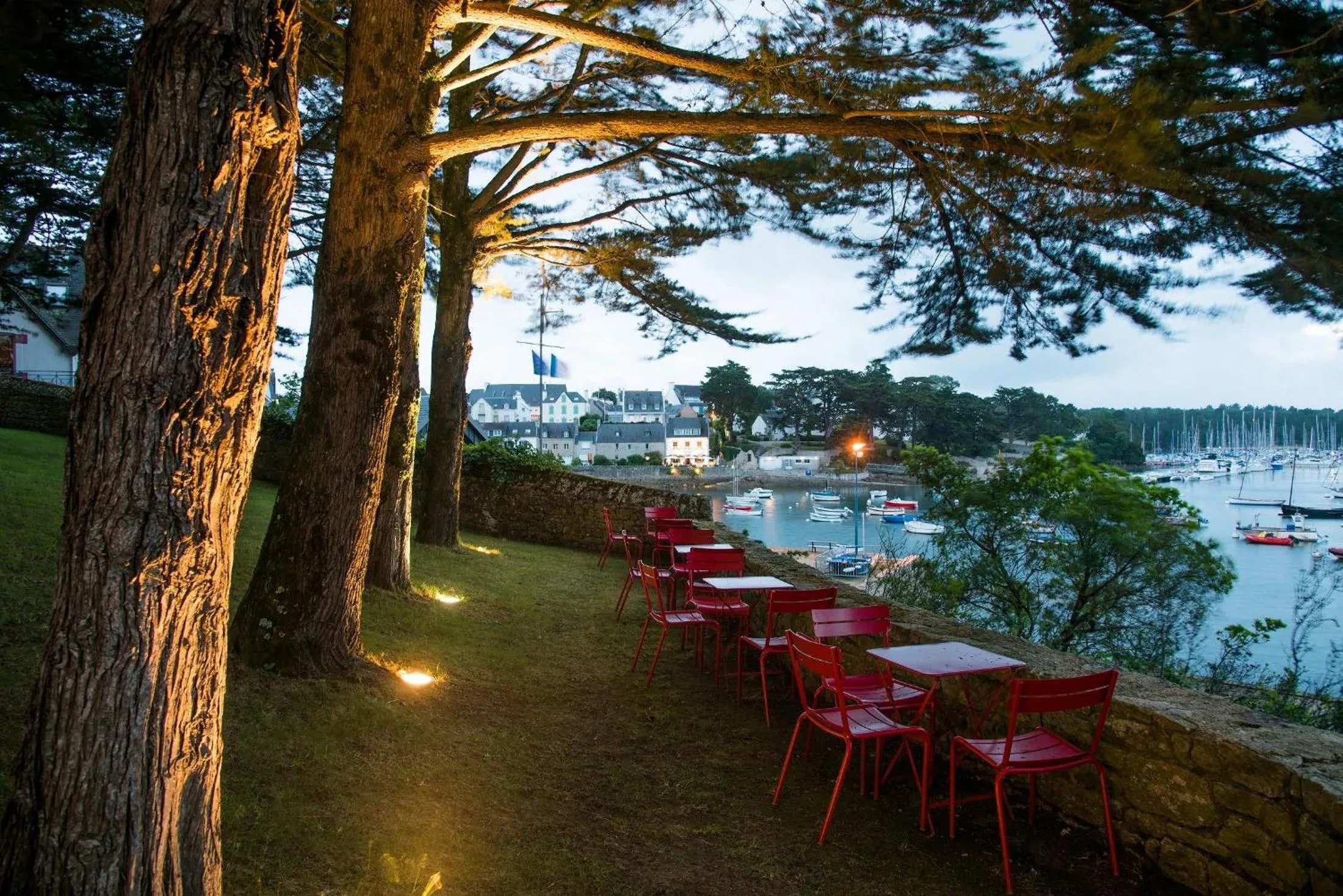 Night in Villa Tri Men