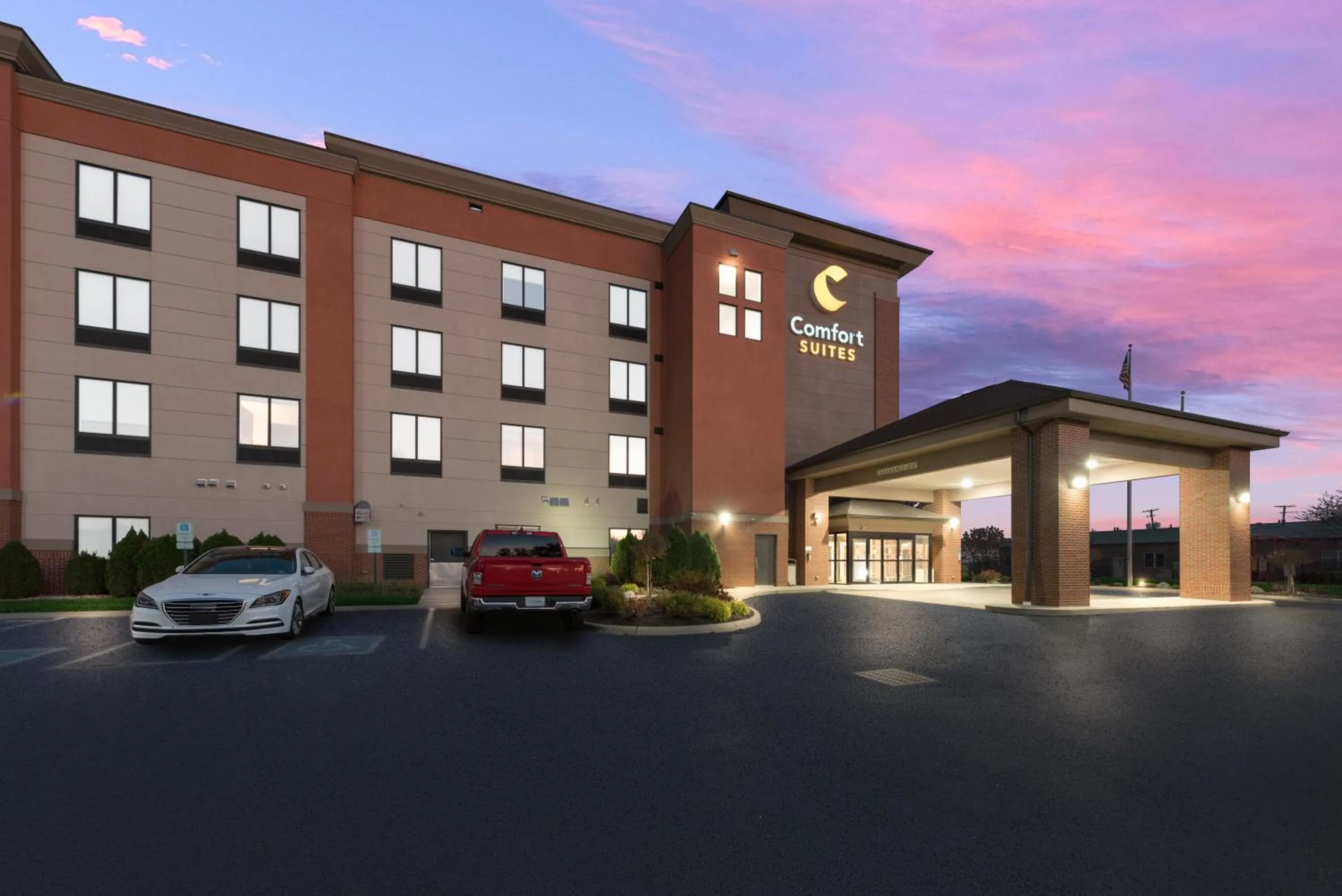 Property building in Comfort Suites Columbus East Broad