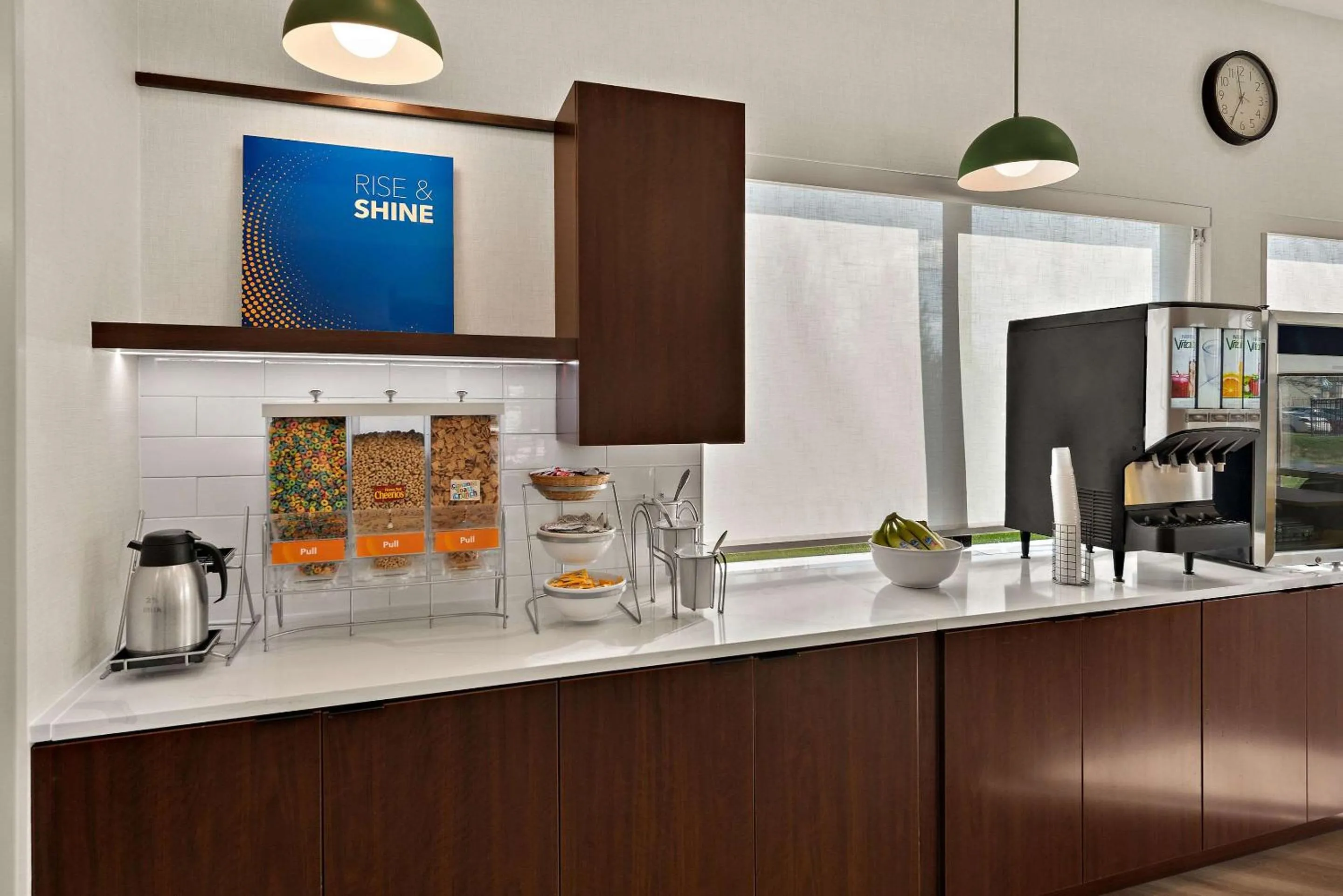 Breakfast in Comfort Suites Columbus East Broad