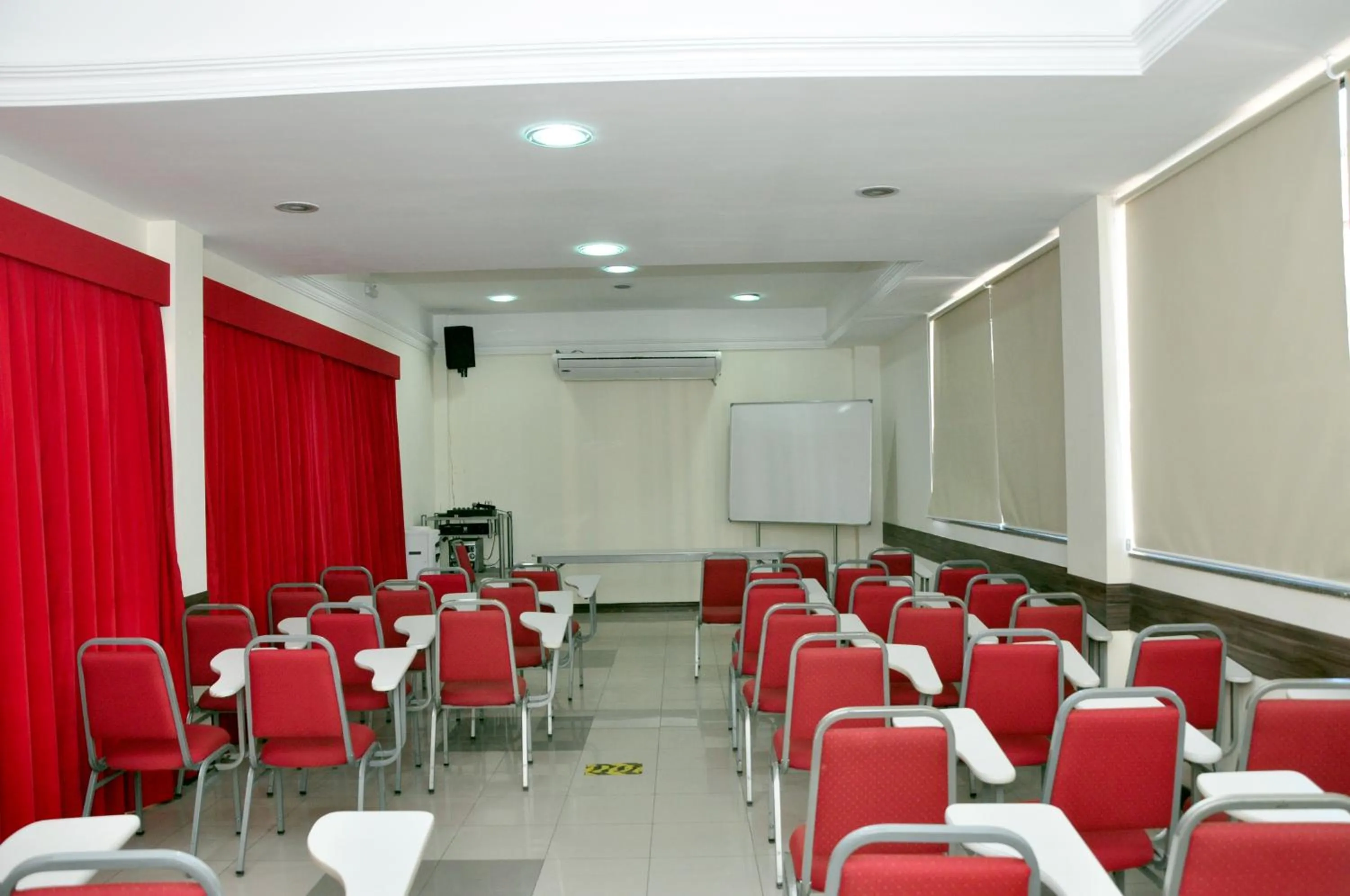 Area and facilities in Machado´s Plaza Hotel