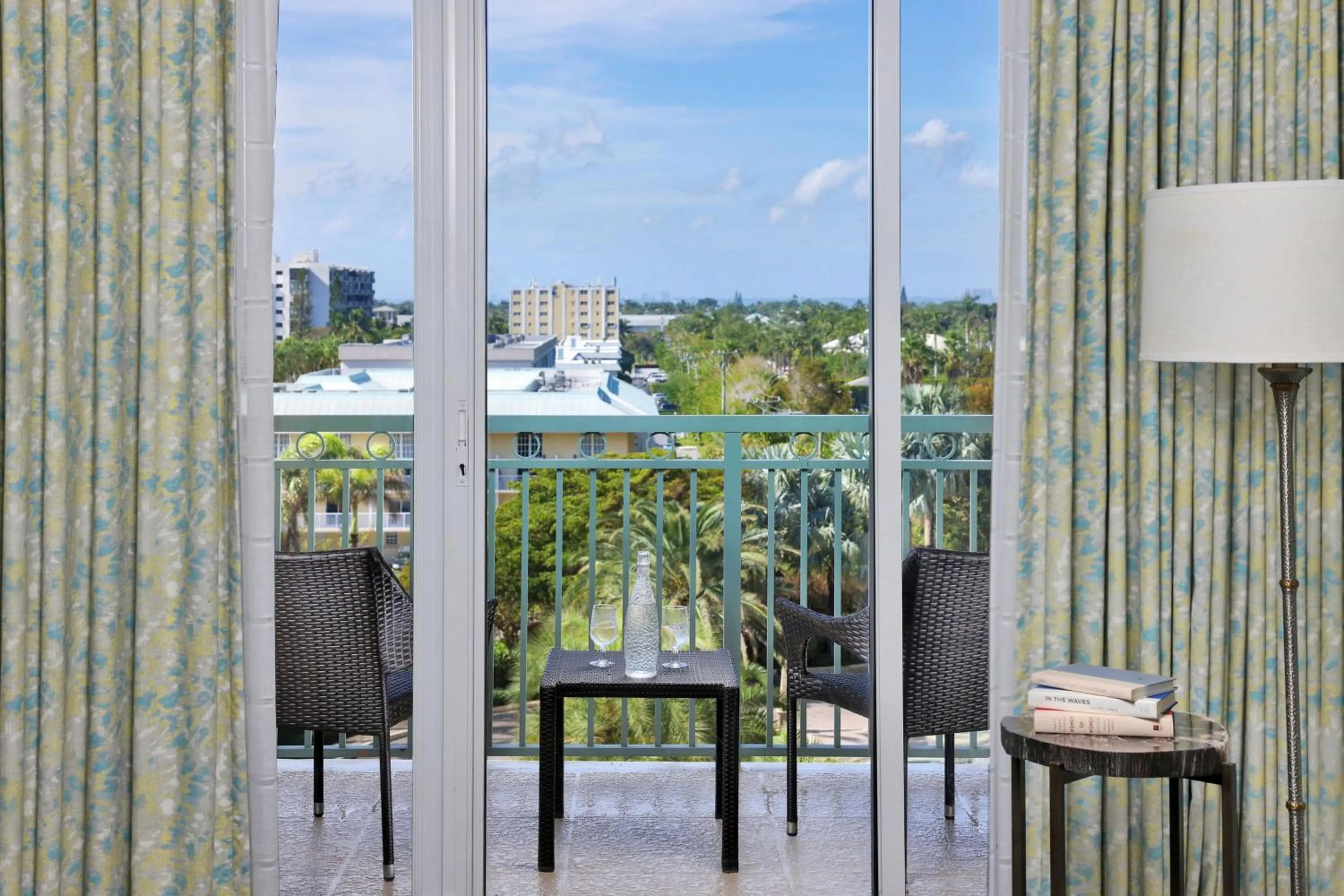 Photo of the whole room in The Ritz-Carlton Key Biscayne, Miami