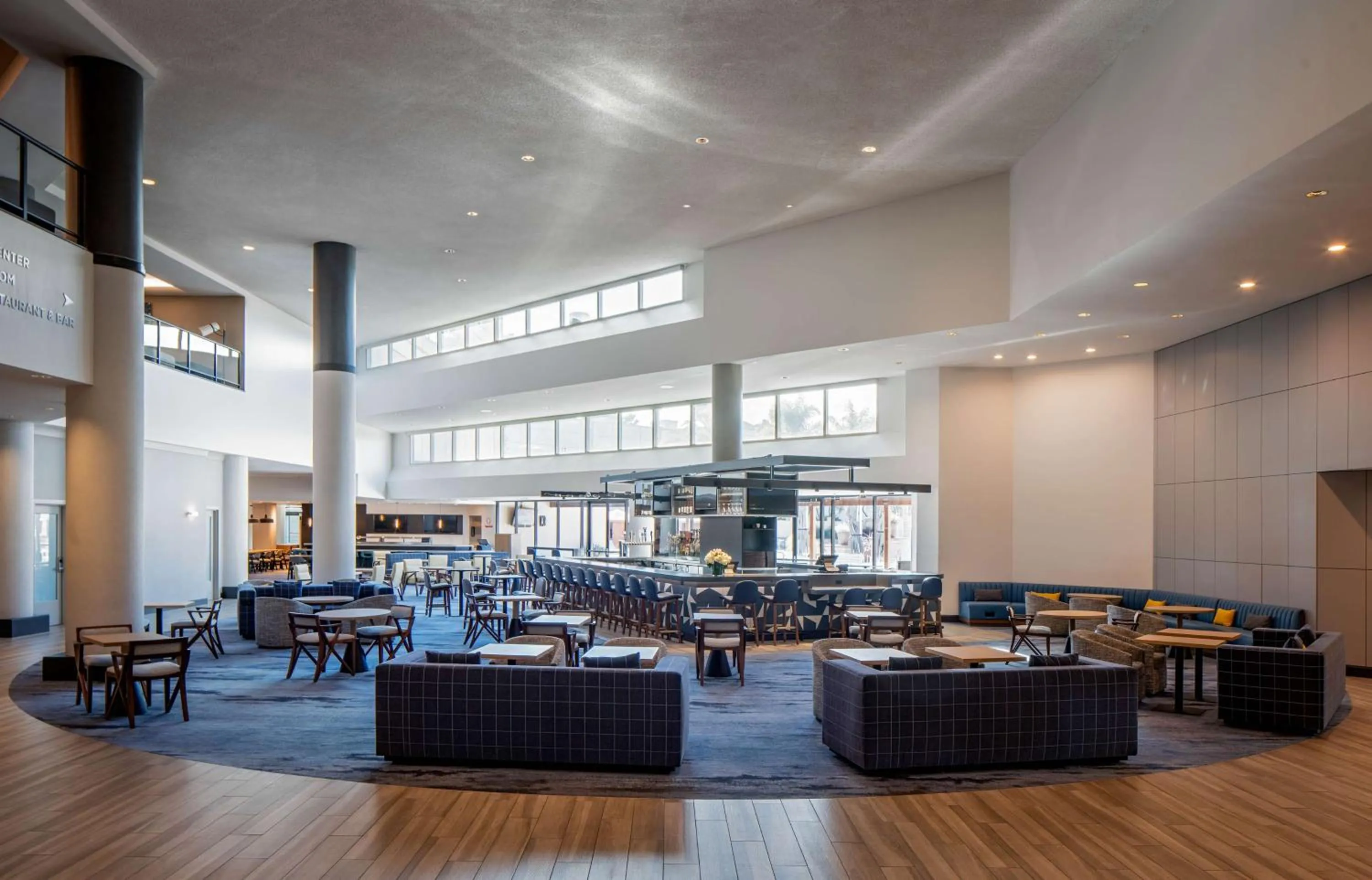 Lobby or reception in Hyatt Regency Santa Clara