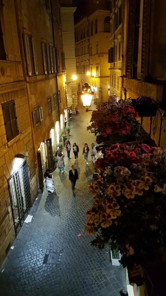 Street view in Palazzo Del Duca Piazza Navona Campo dei Fiori Piazza del Fico Guest House