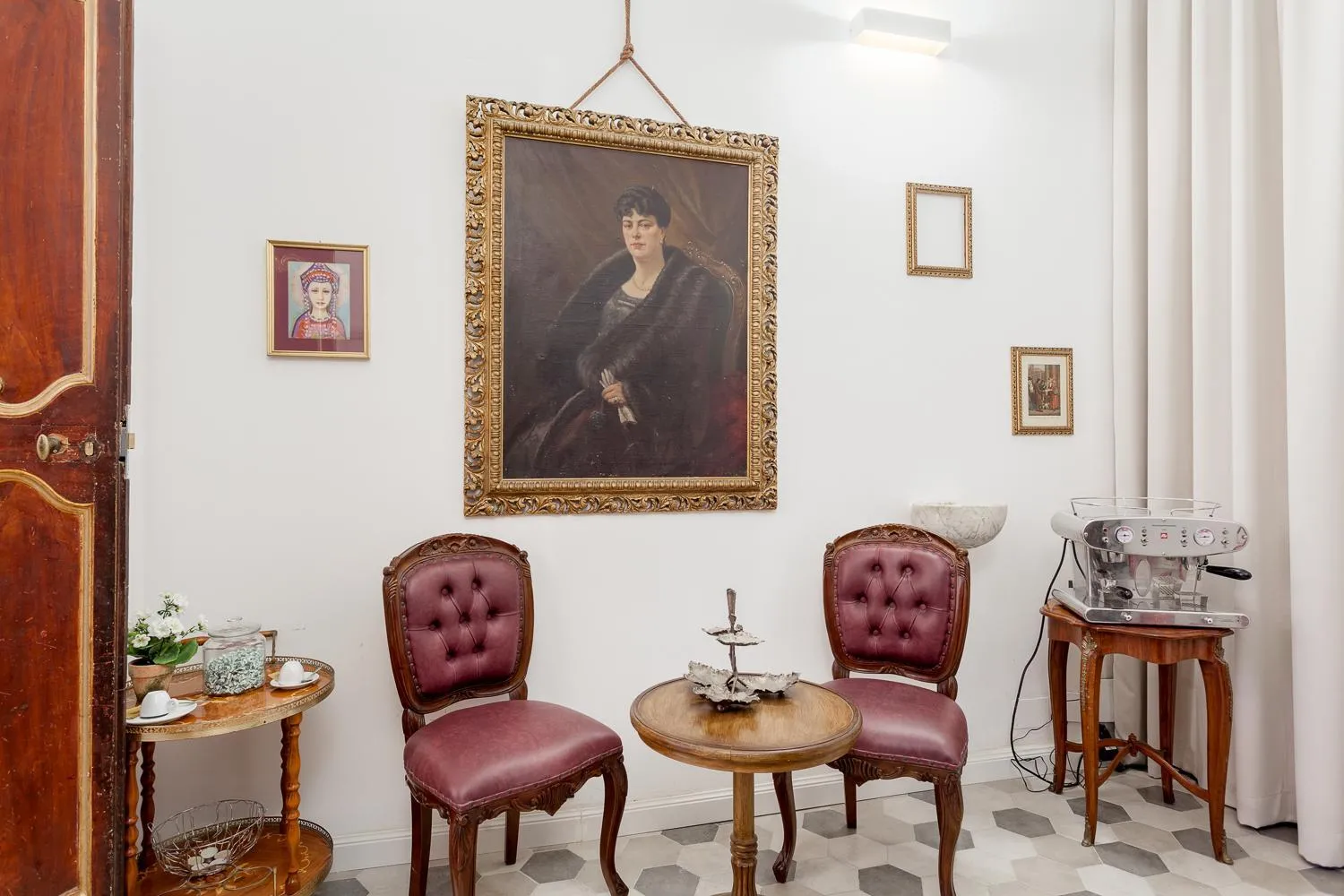 Area and facilities in Palazzo Del Duca Piazza Navona Campo dei Fiori Piazza del Fico Guest House