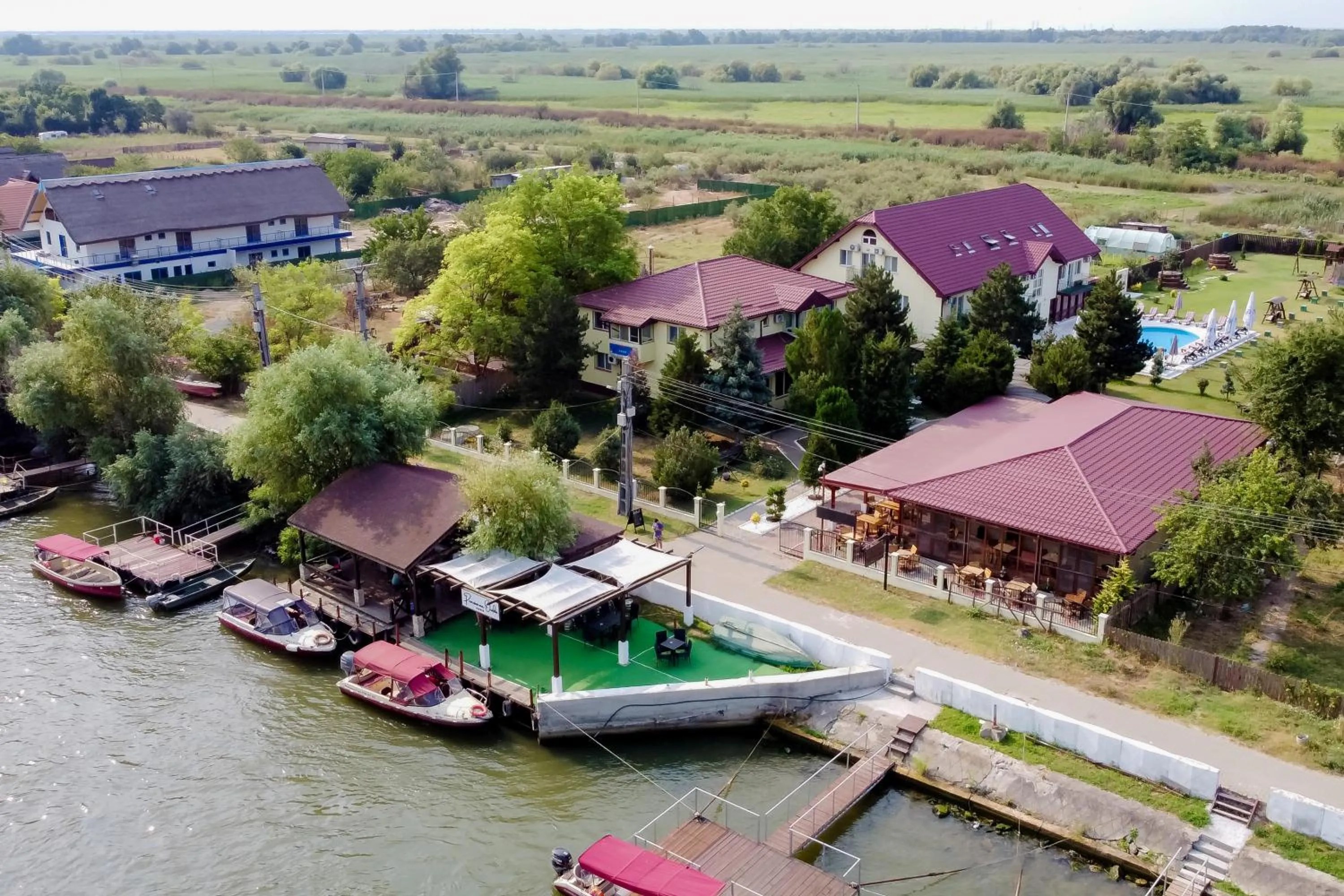 Property building in Pensiunea Ovidiu