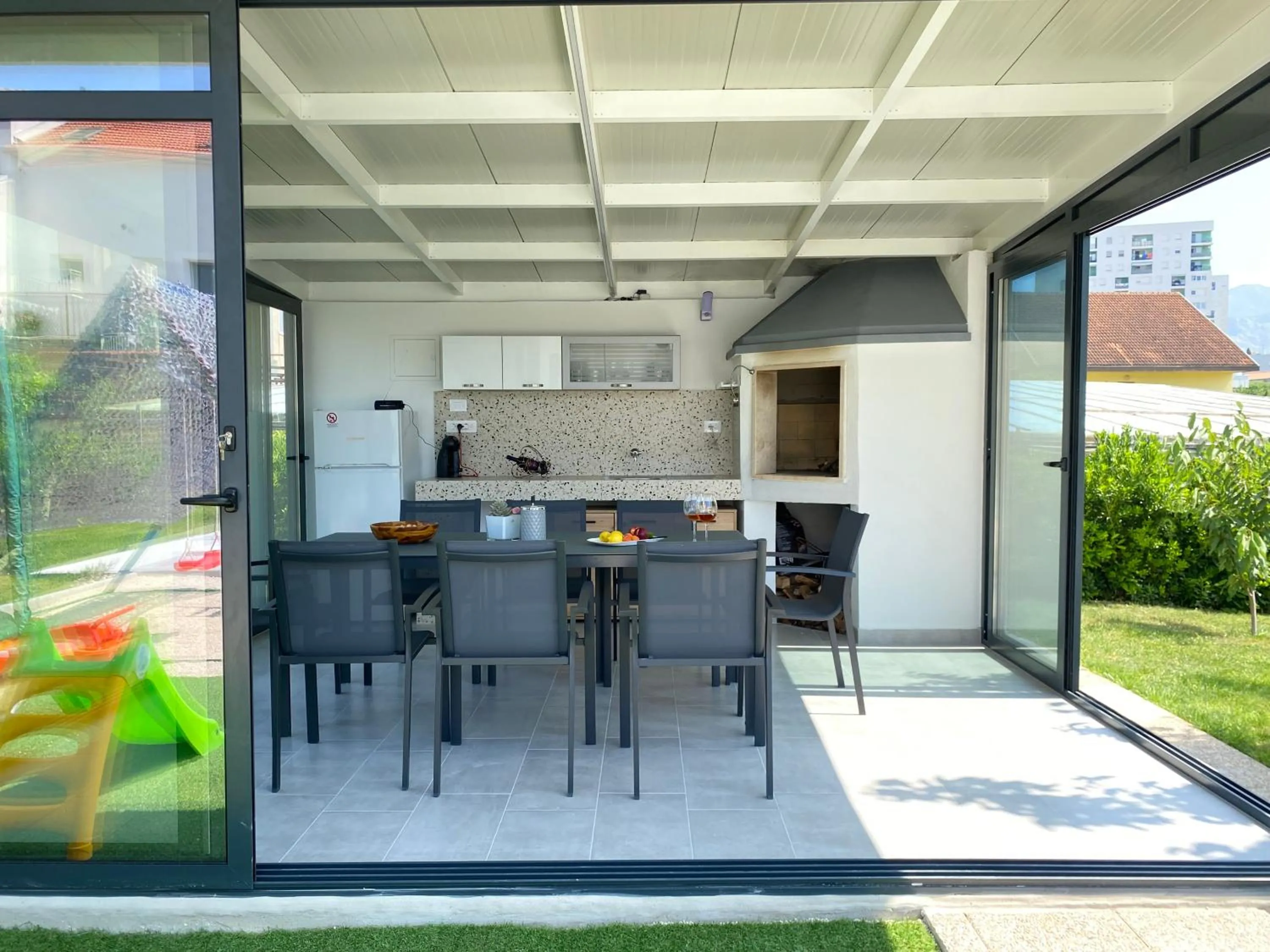 Kitchen or kitchenette in Luxury Marijana