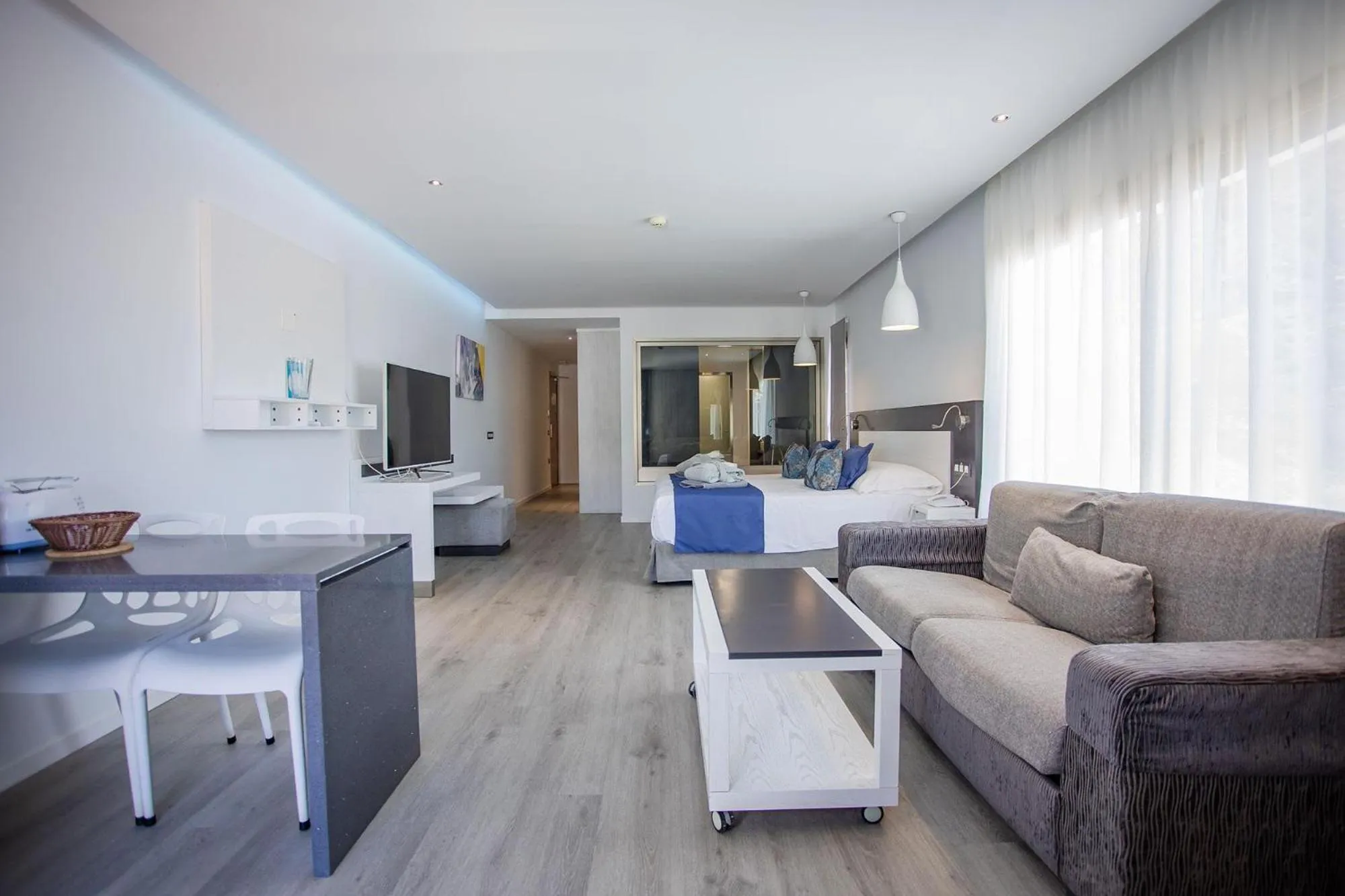 Photo of the whole room in Servatur Casablanca Suites & Spa - Adults Only