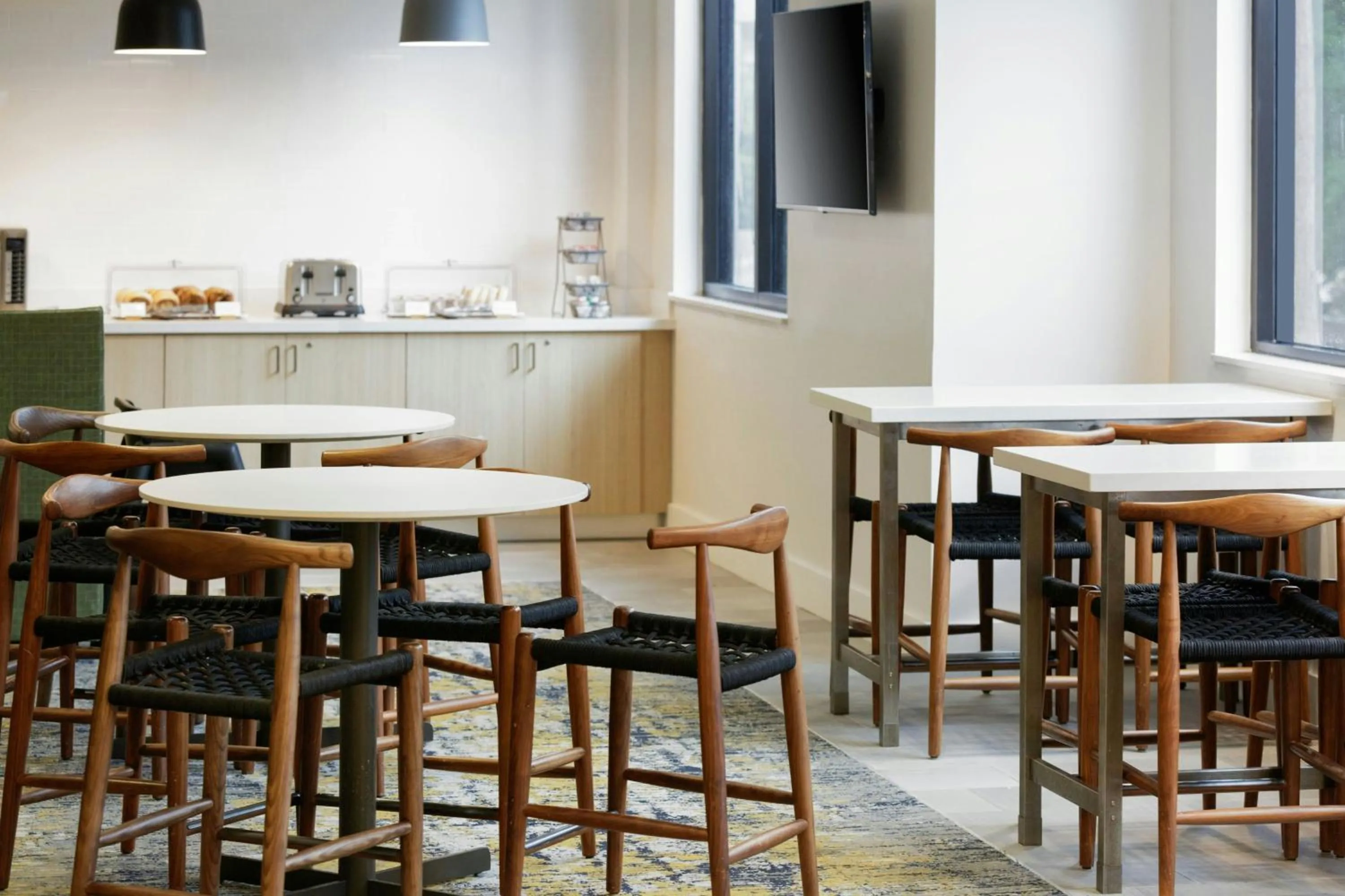 Breakfast in Fairfield Inn & Suites by Marriott Miami Airport South