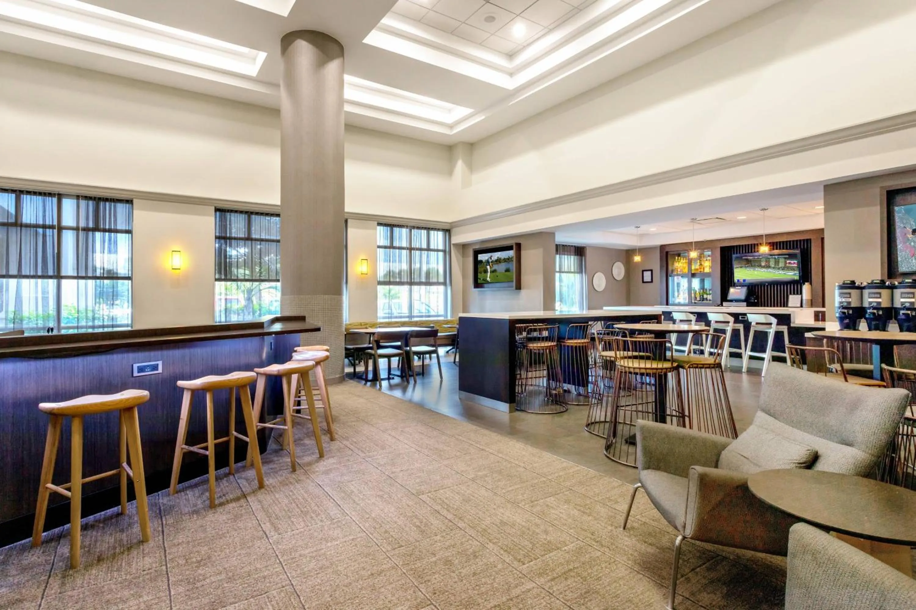 Lobby or reception in SpringHill Suites by Marriott Miami Airport South Blue Lagoon Area