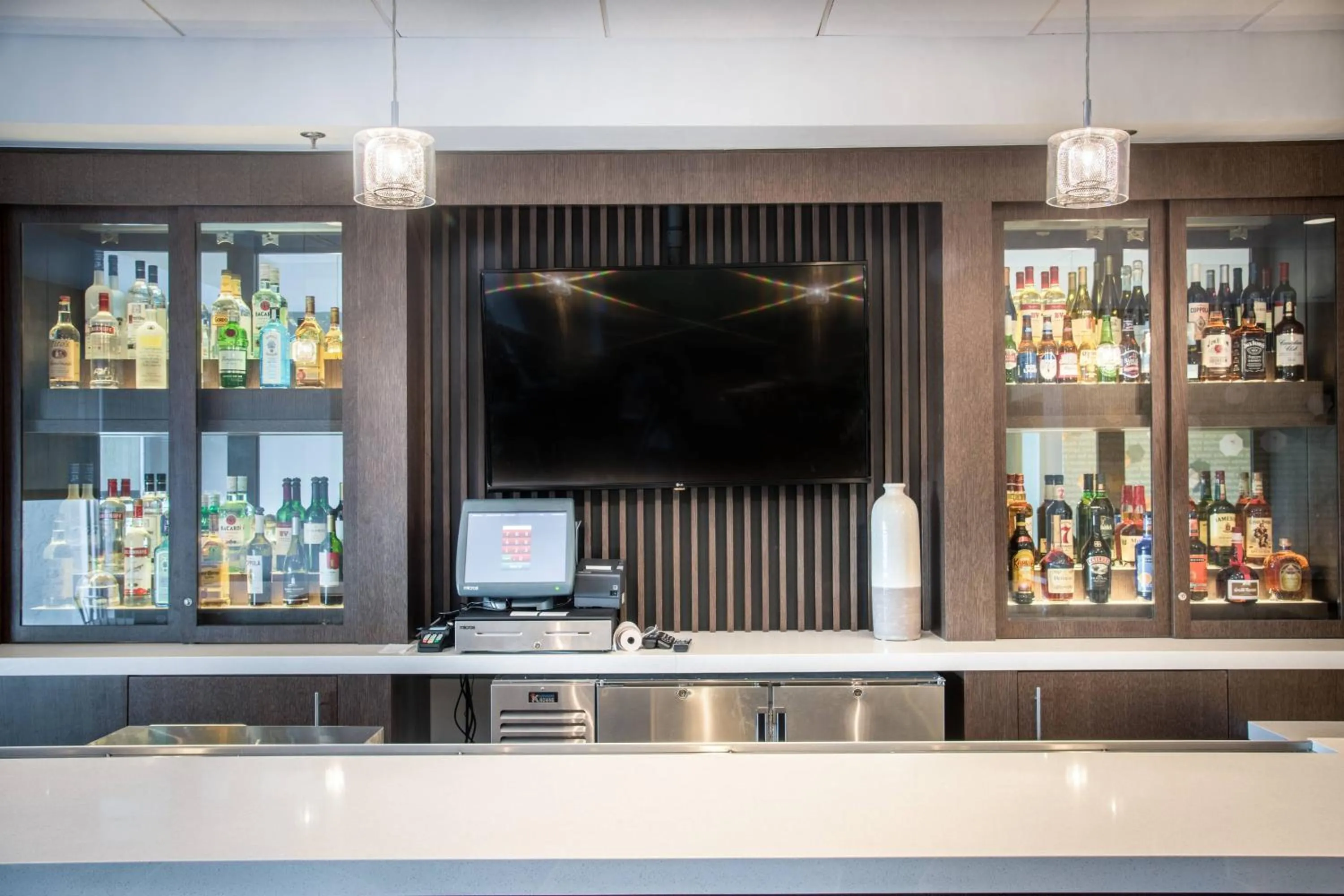 Lounge or bar in SpringHill Suites by Marriott Miami Airport South Blue Lagoon Area