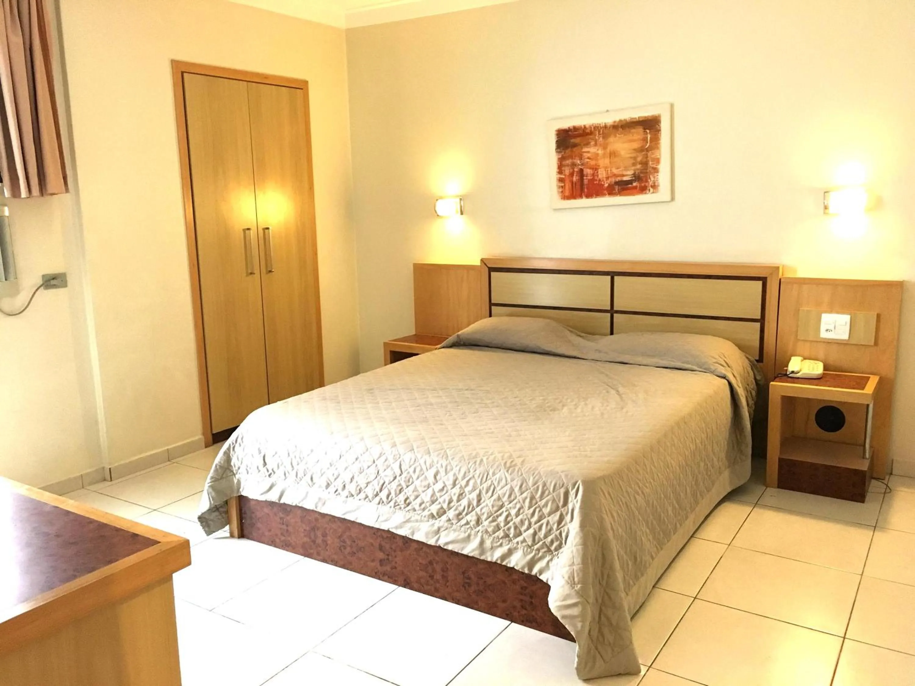 Photo of the whole room, Bed in Hotel Windsor