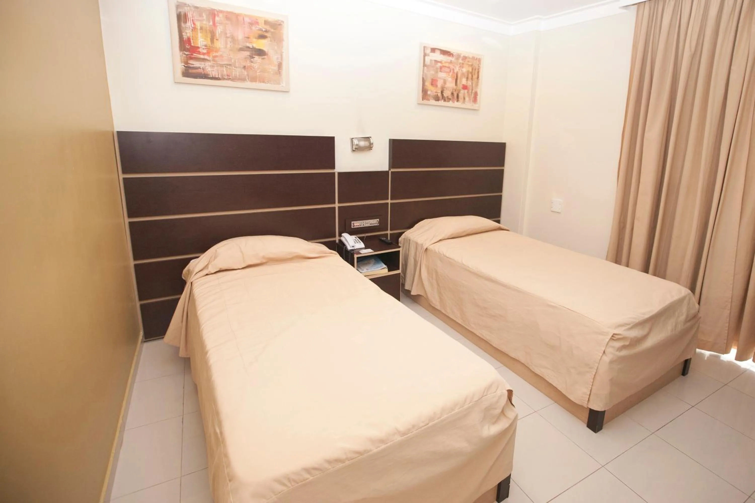 Photo of the whole room, Bed in Hotel Windsor