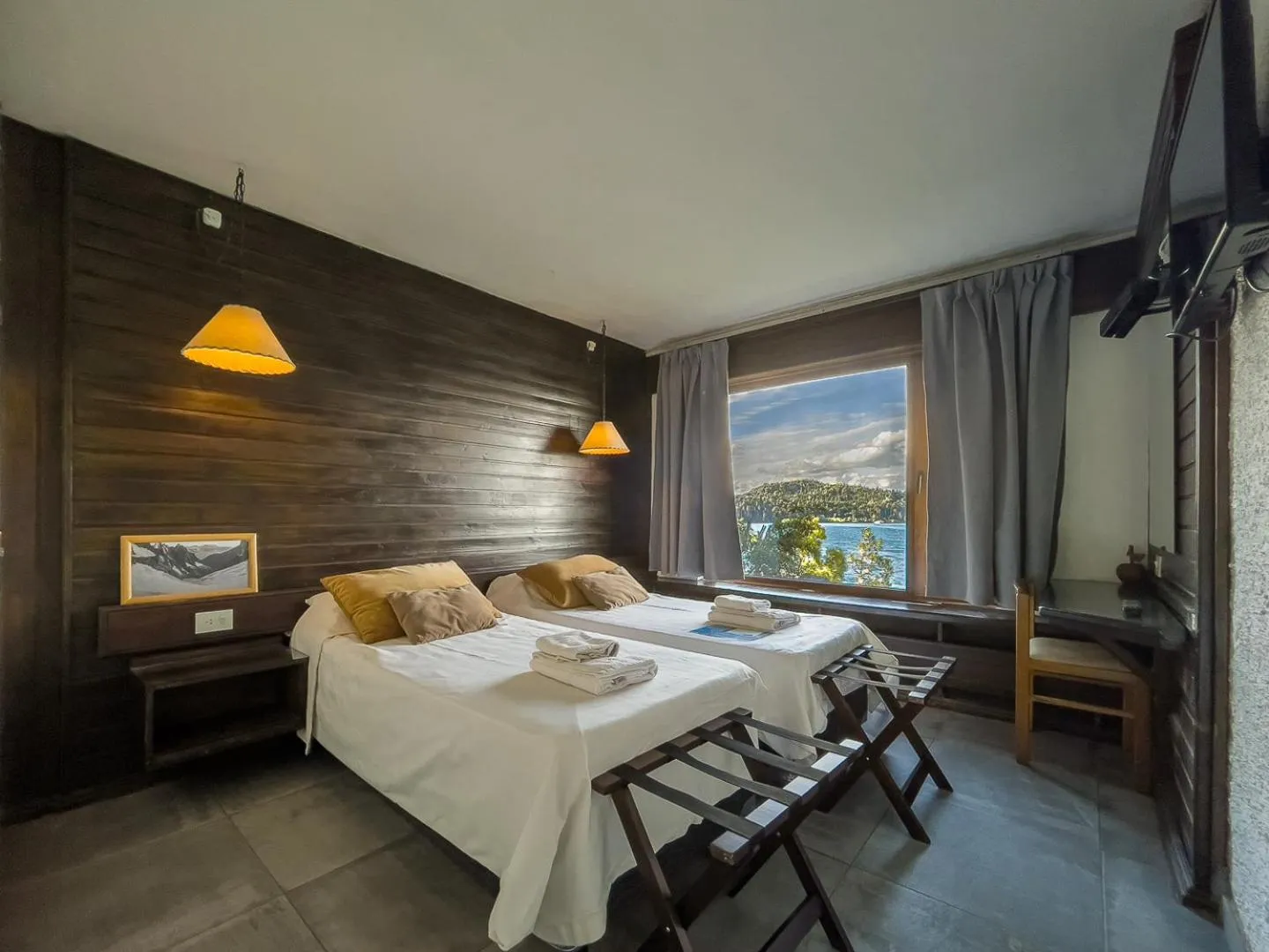 Lake view, Bed in Hosteria Santa Rita