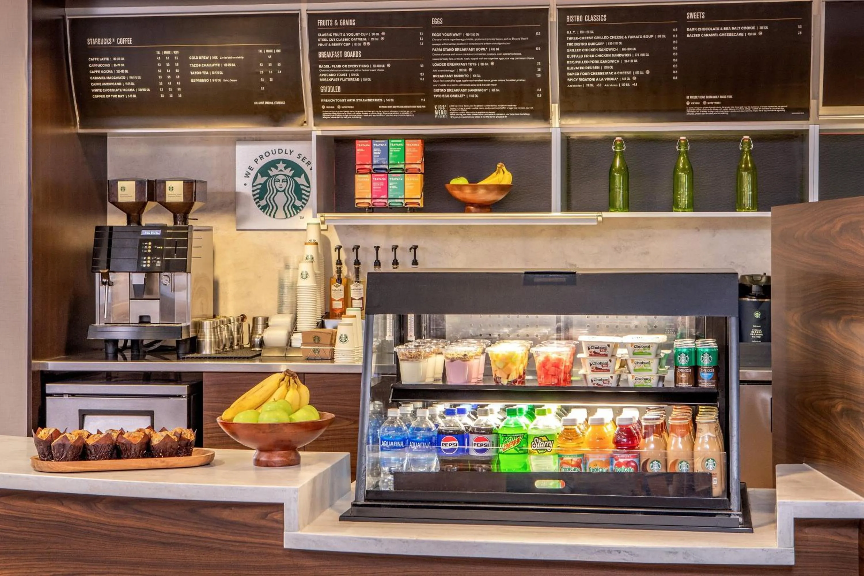 Restaurant/places to eat in Courtyard Boston Marlborough