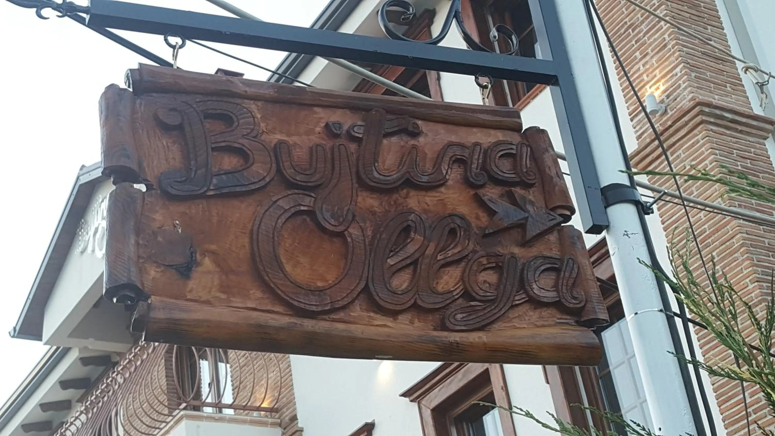 Hotel Bujtina Ollga