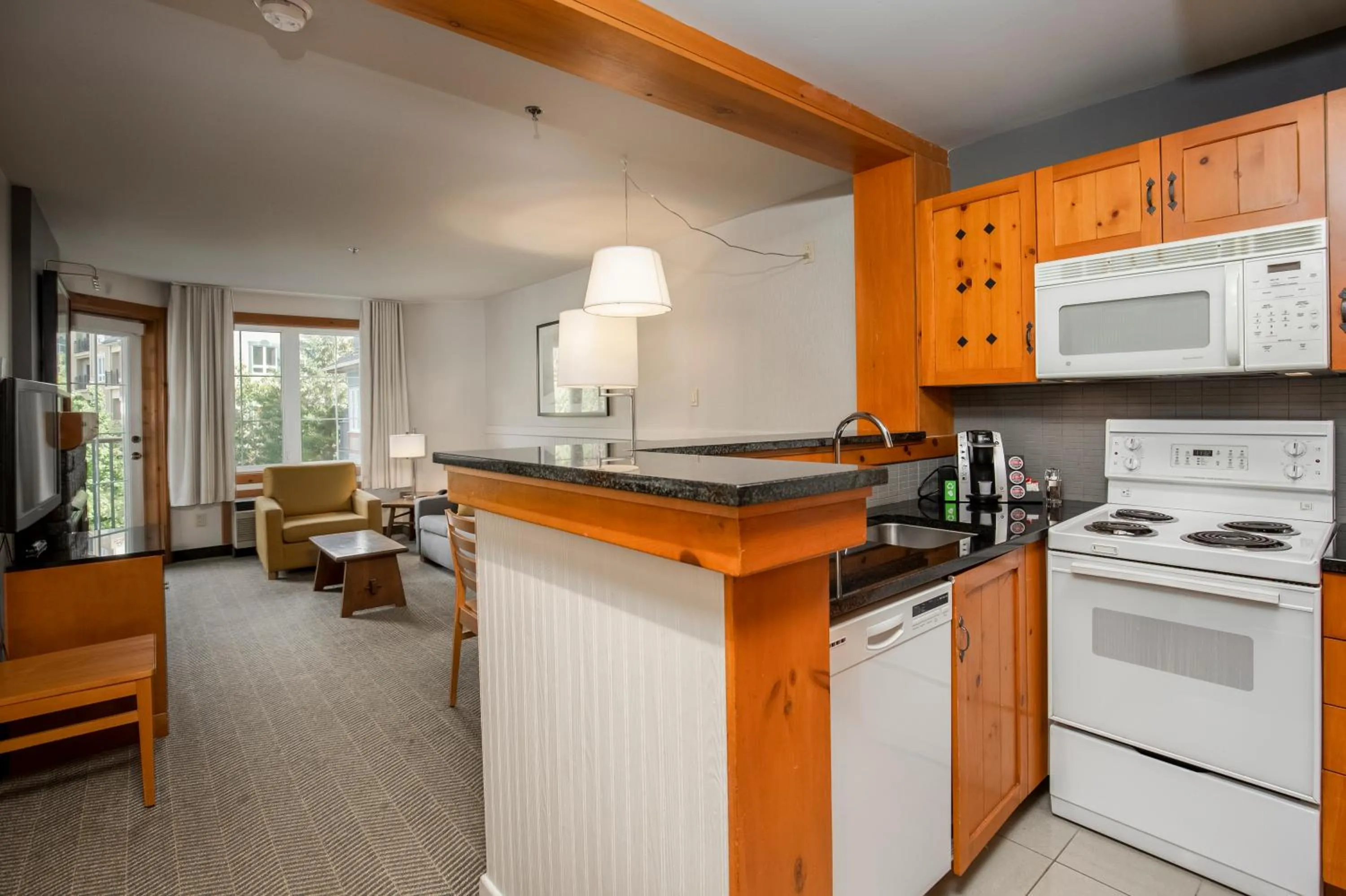 Kitchen or kitchenette in Lodge de la Montagne