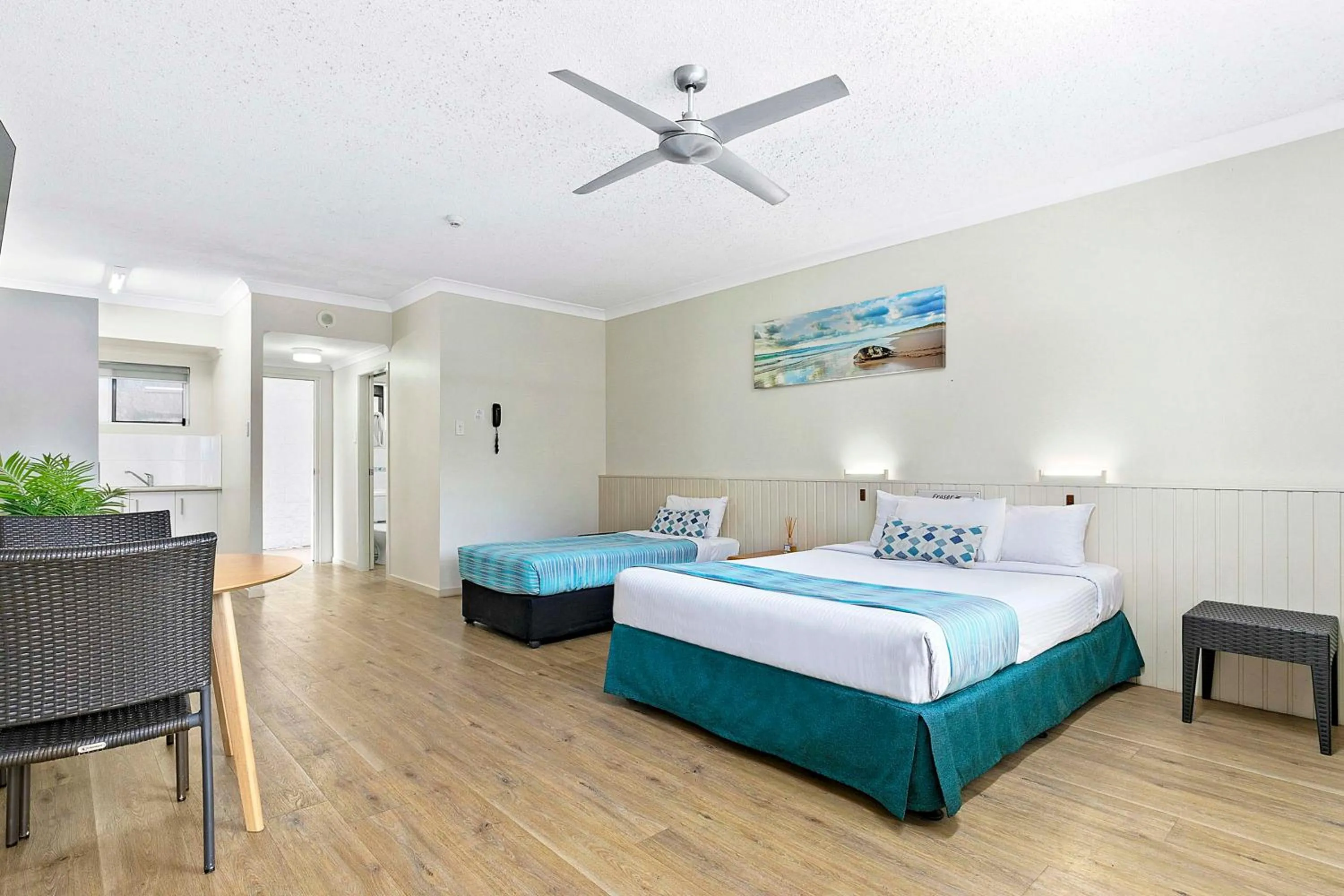 Photo of the whole room, Bed in K'gari Beach Resort