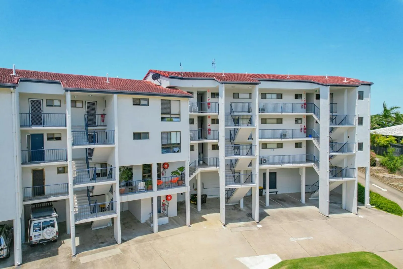 Property building in L'Amor Holiday Apartments