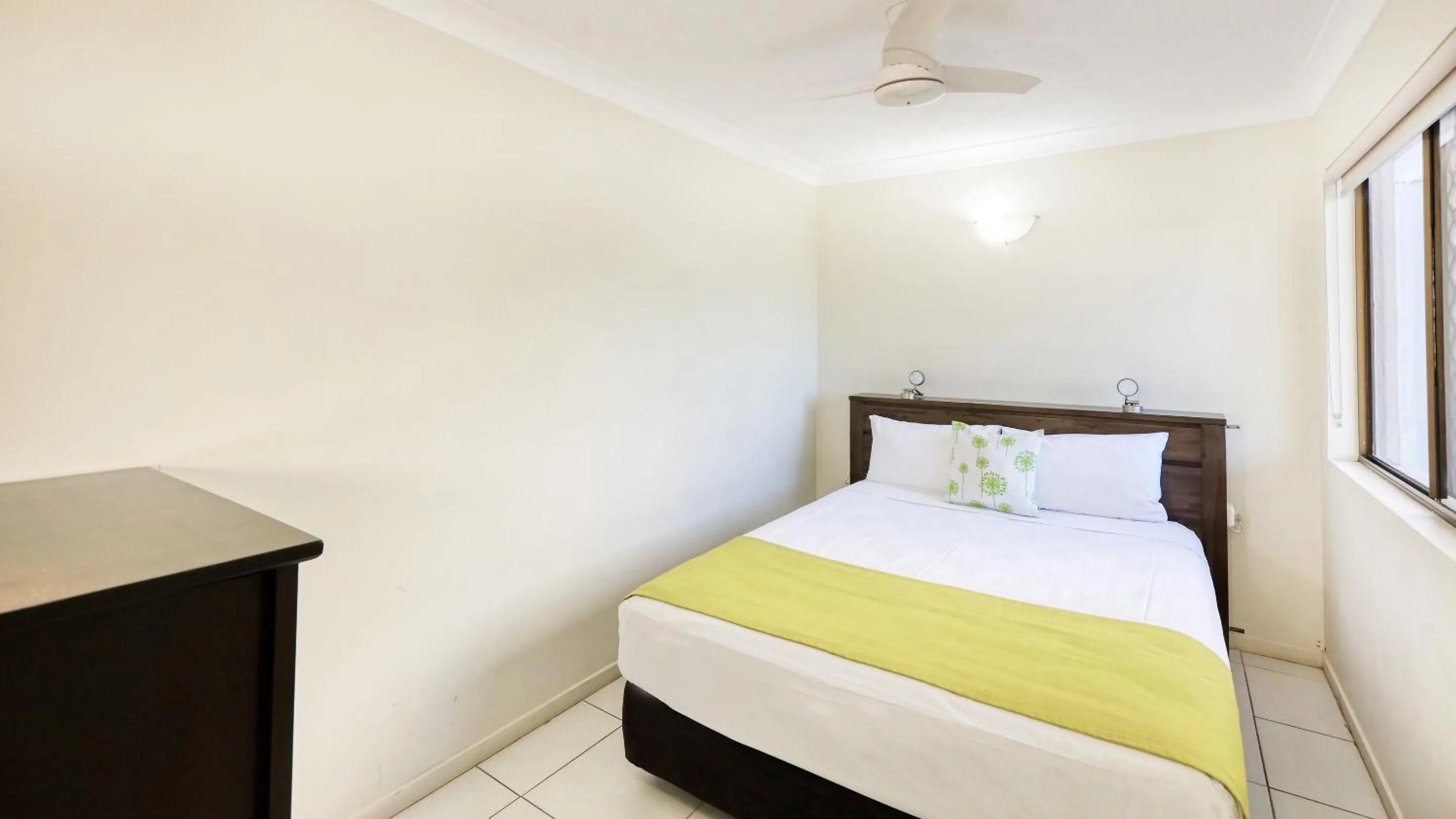 Bed in L'Amor Holiday Apartments