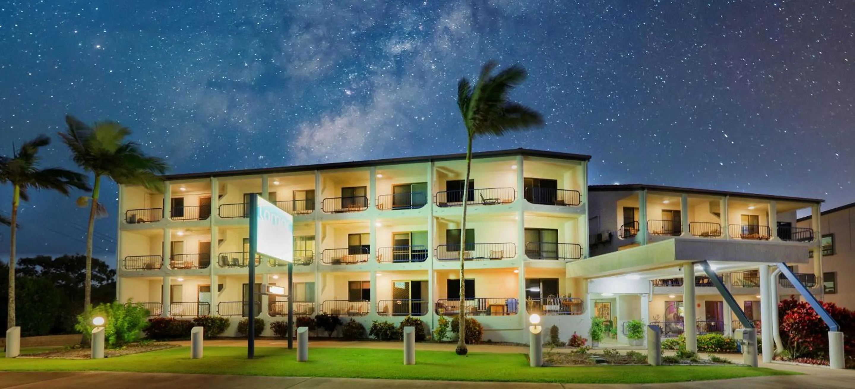 Property building in L'Amor Holiday Apartments