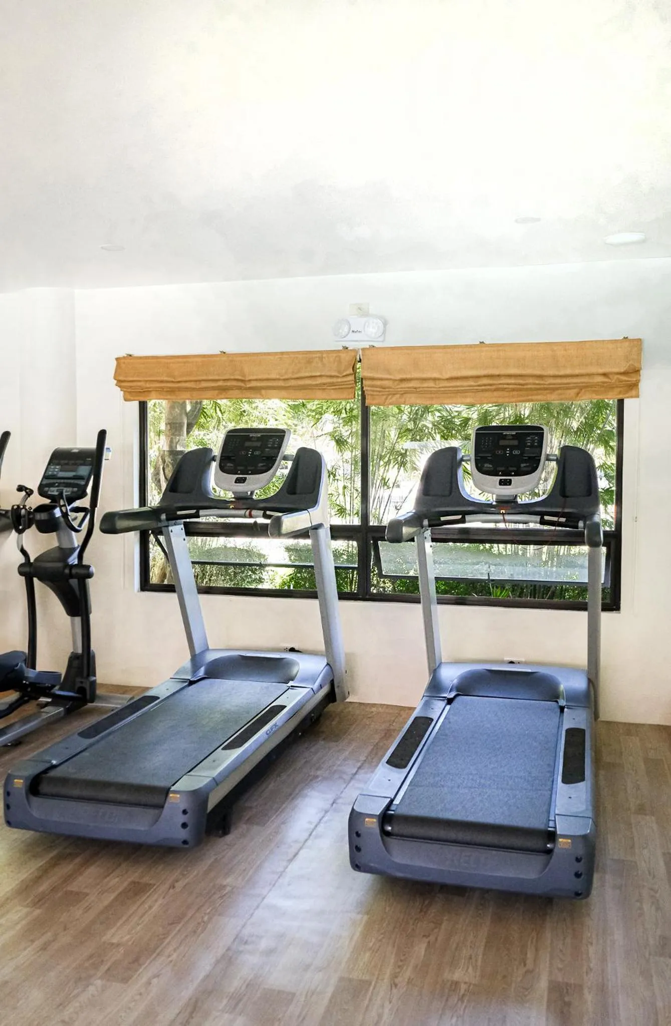 Fitness centre/facilities in Bluewater Maribago Beach Resort
