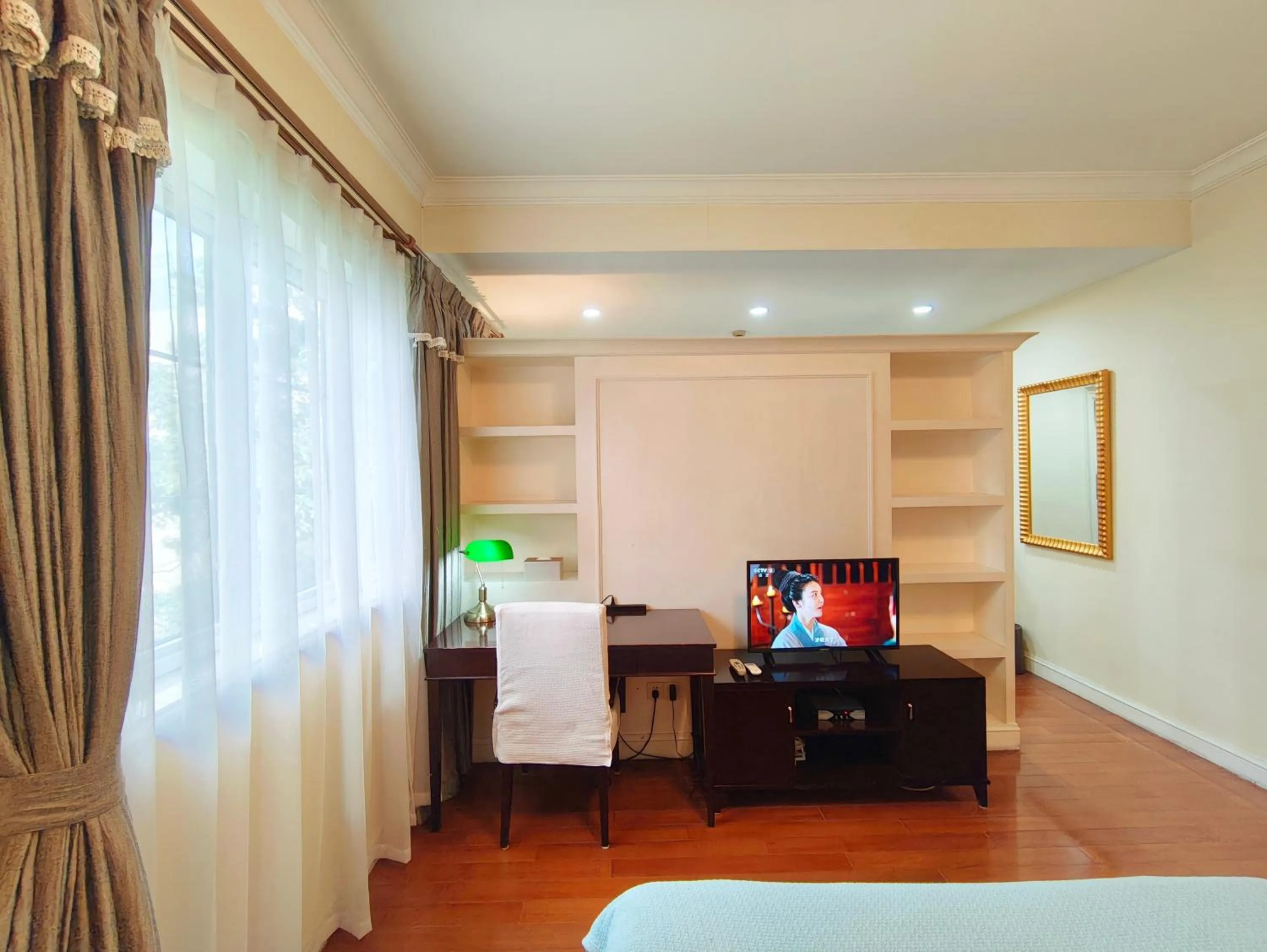 Bed in Ladoll Service Apartments