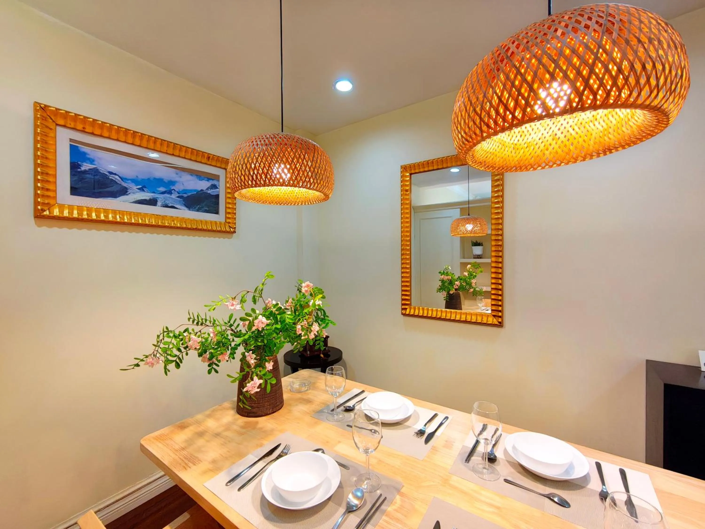 Ladoll Service Apartments