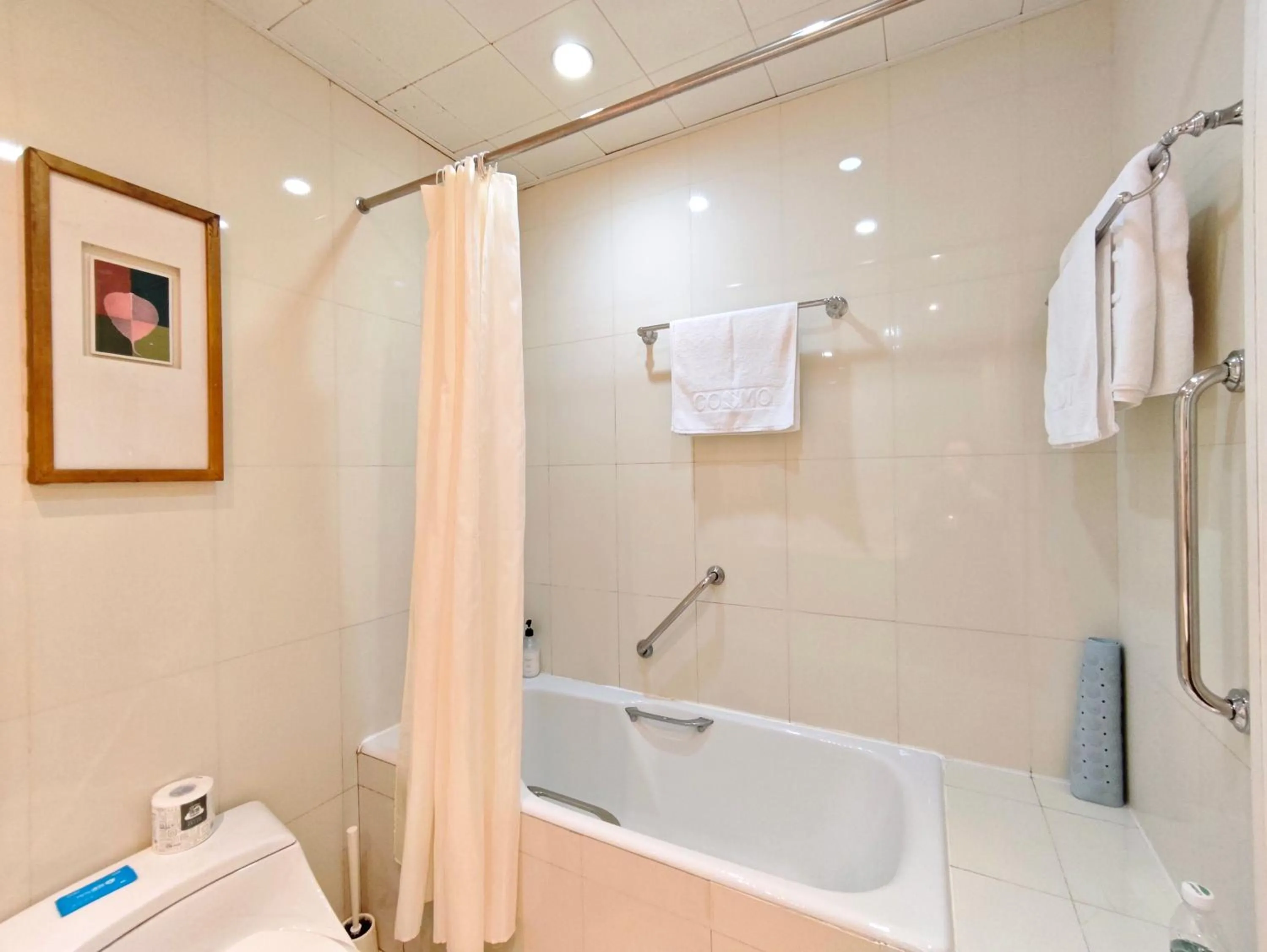 Ladoll Service Apartments