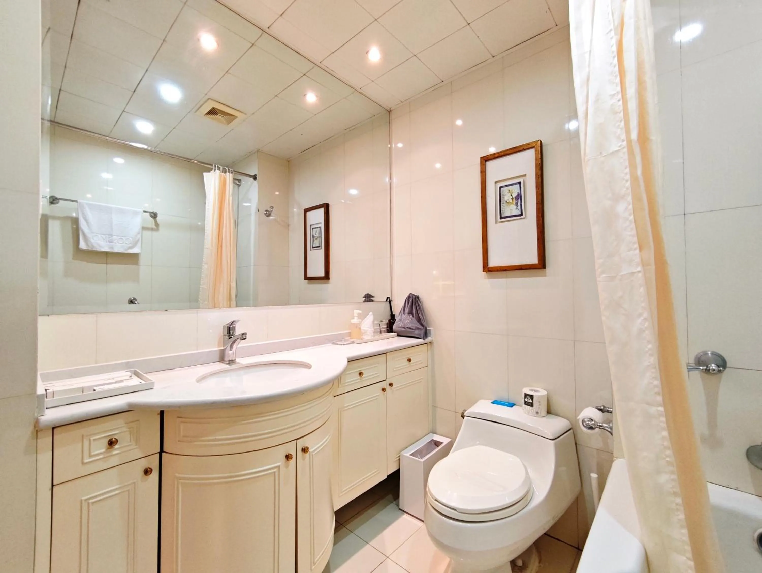 Ladoll Service Apartments