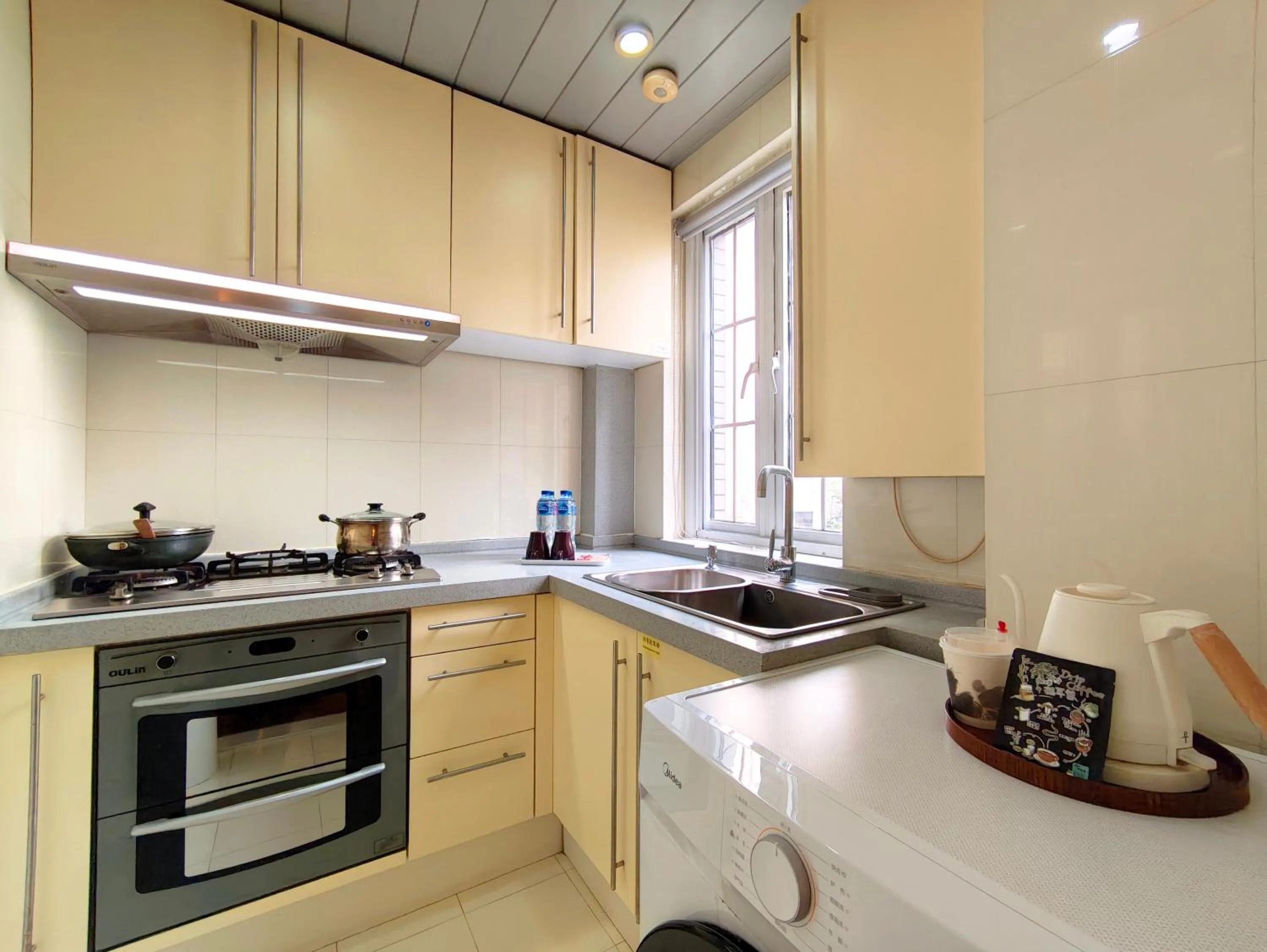 Ladoll Service Apartments