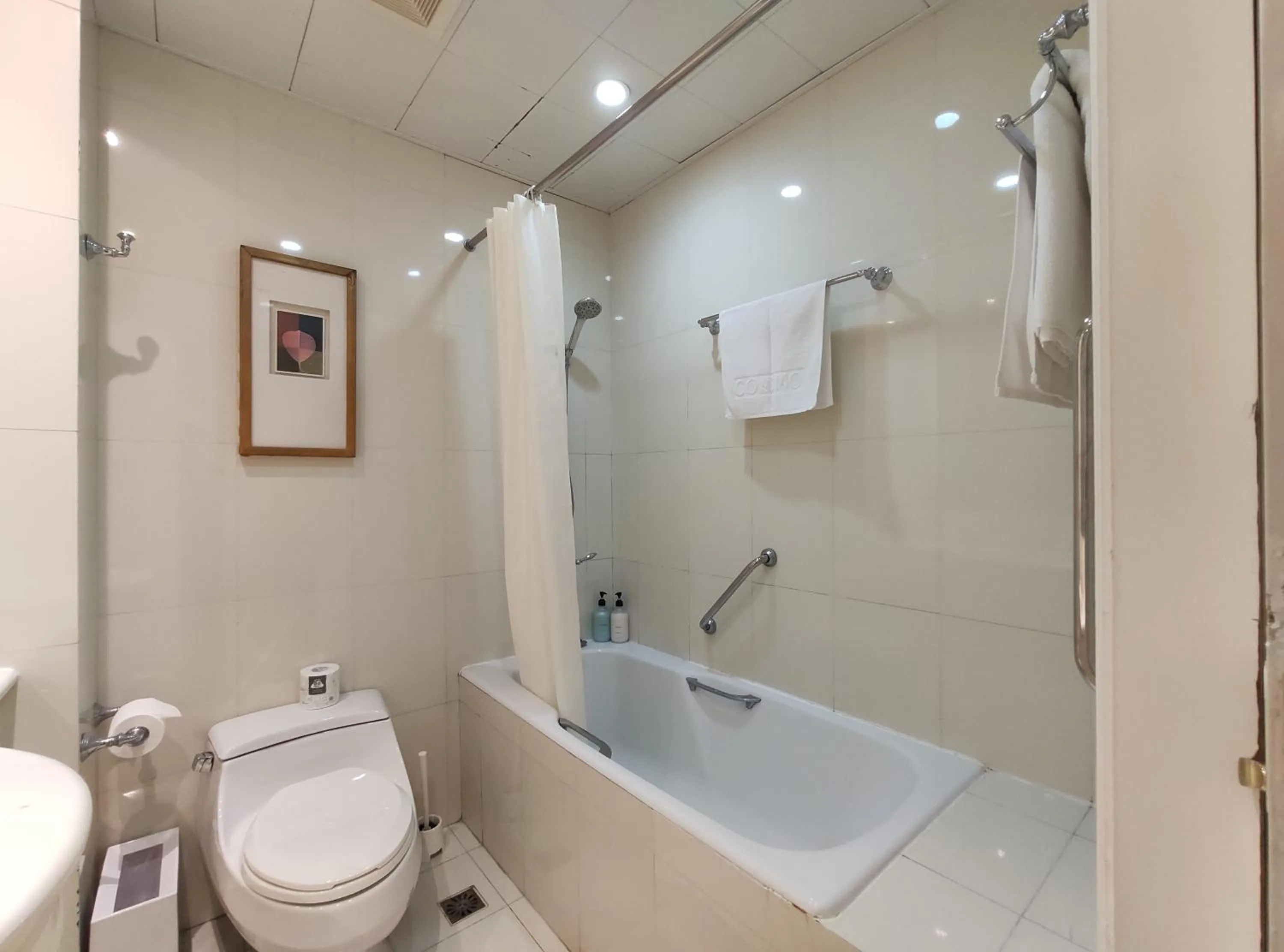 Ladoll Service Apartments