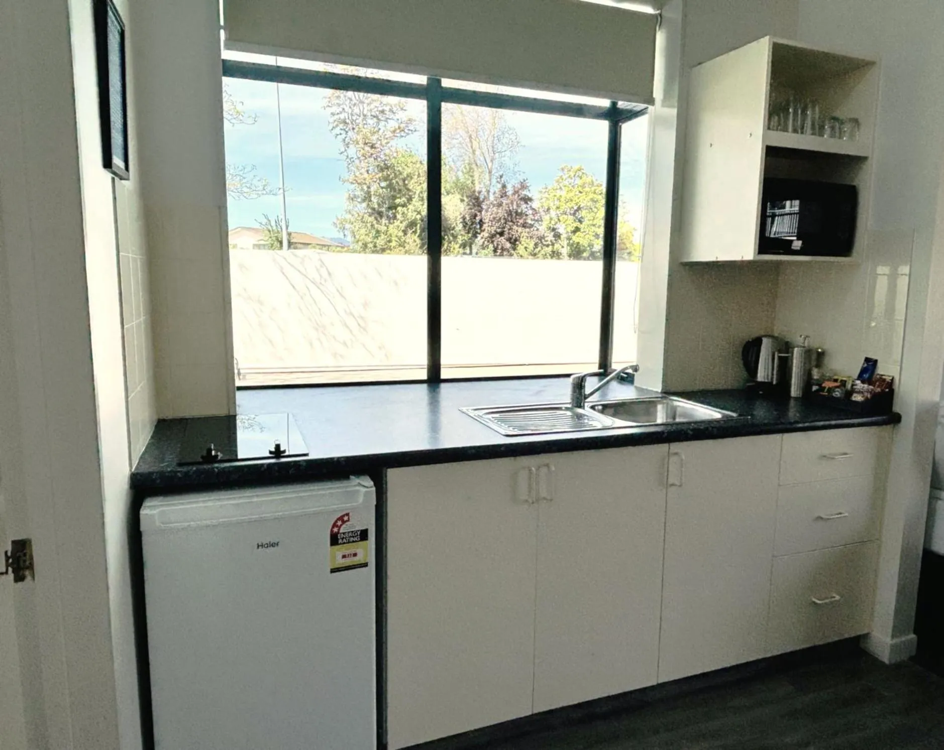 Coffee/tea facilities in ASURE Phoenix Motor Inn