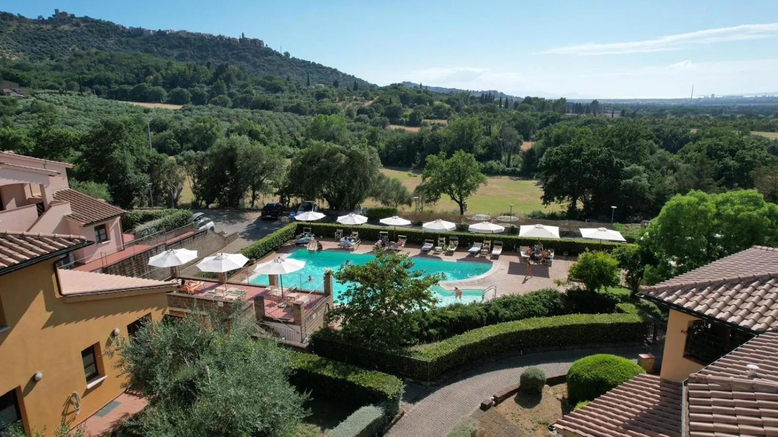 Swimming pool in Borgo Etrusco