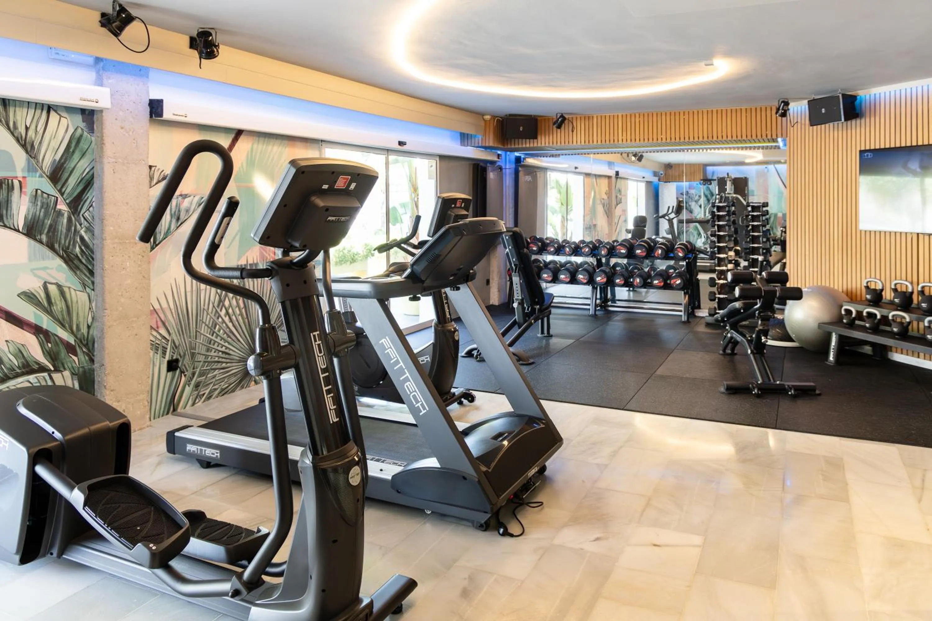Fitness centre/facilities in Sotavento Club Apartments - Adults Only